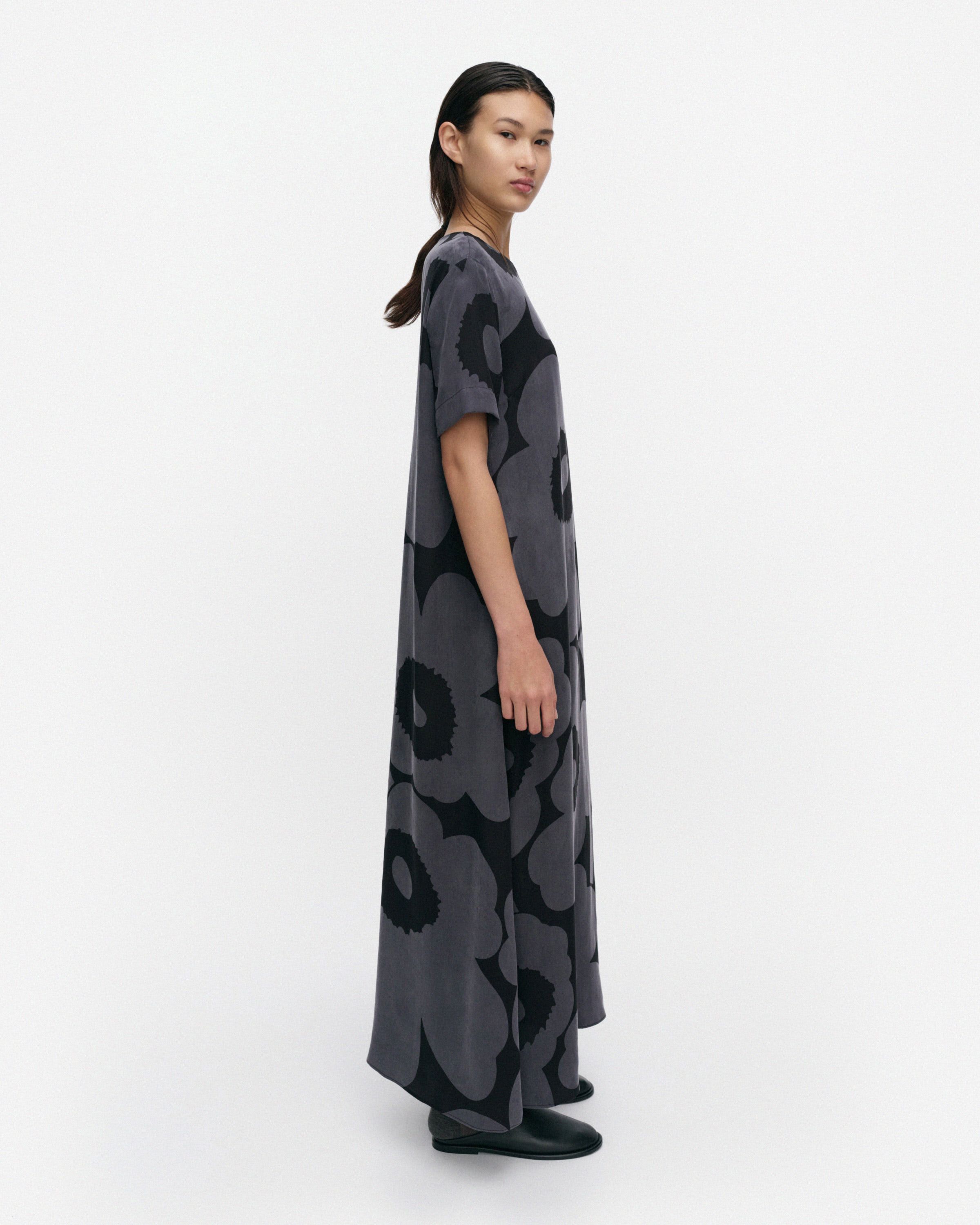 Sattuma Unikko Kioski activewear coat | Marimekko