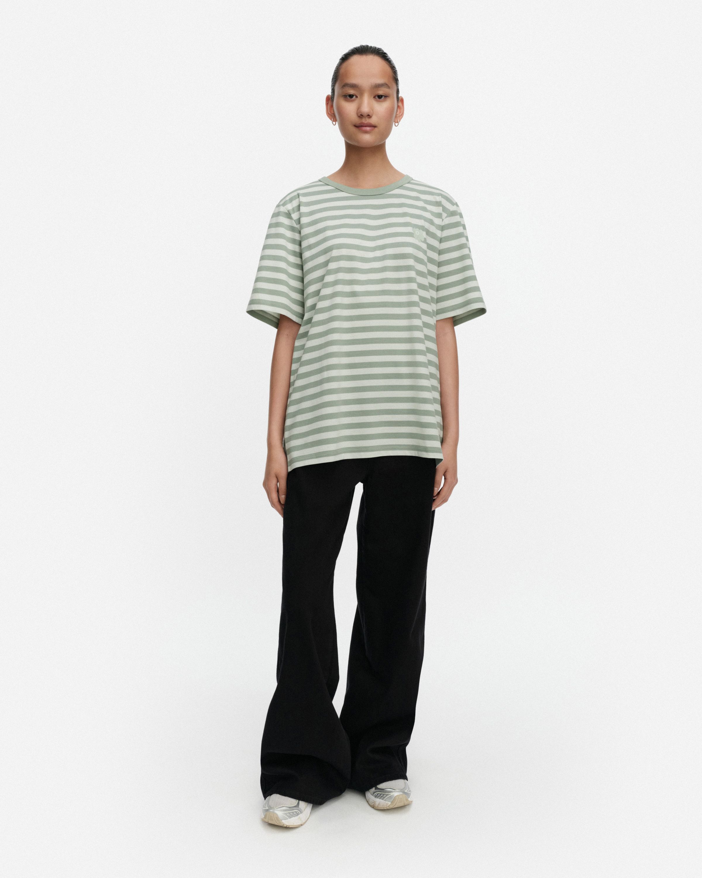 Tasaraita Unisex Unikko Kioski t-shirt | Marimekko Tasaraita Unisex Unikko Kioski t-shirt | Marimekko