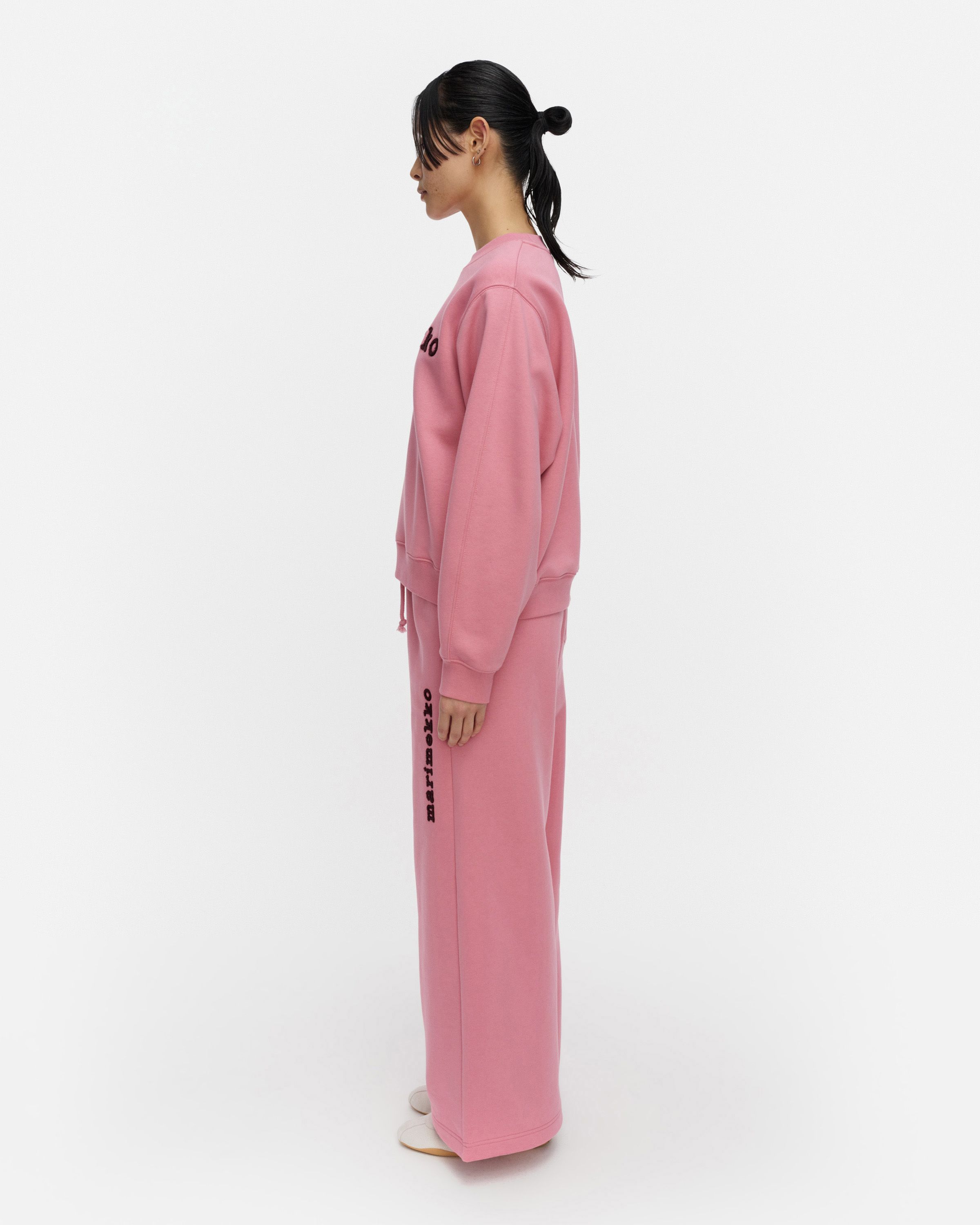 Trilce Logo Placement Kioski sweatshirt rose, wine red | Marimekko