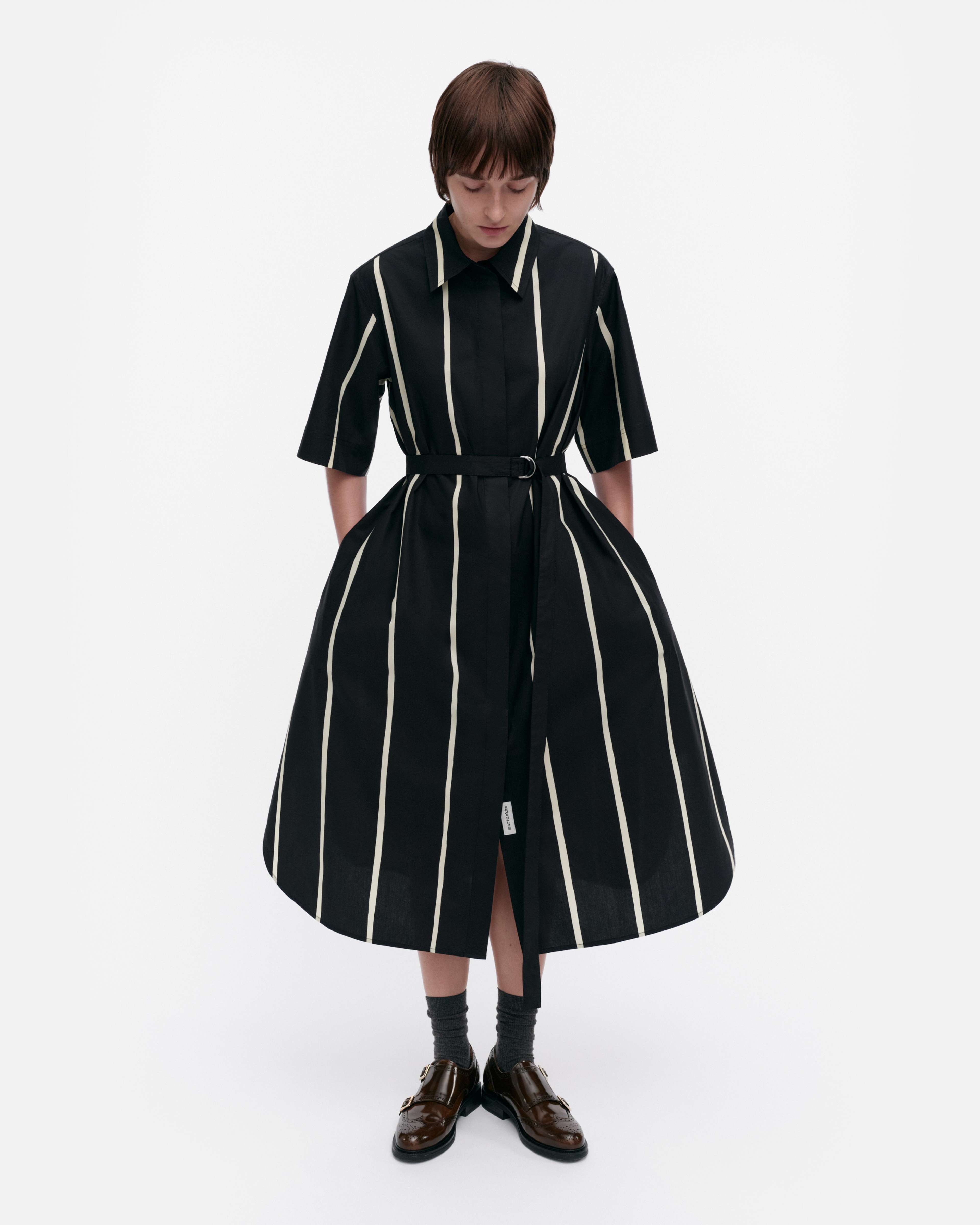 Paperi Puhveli Dress