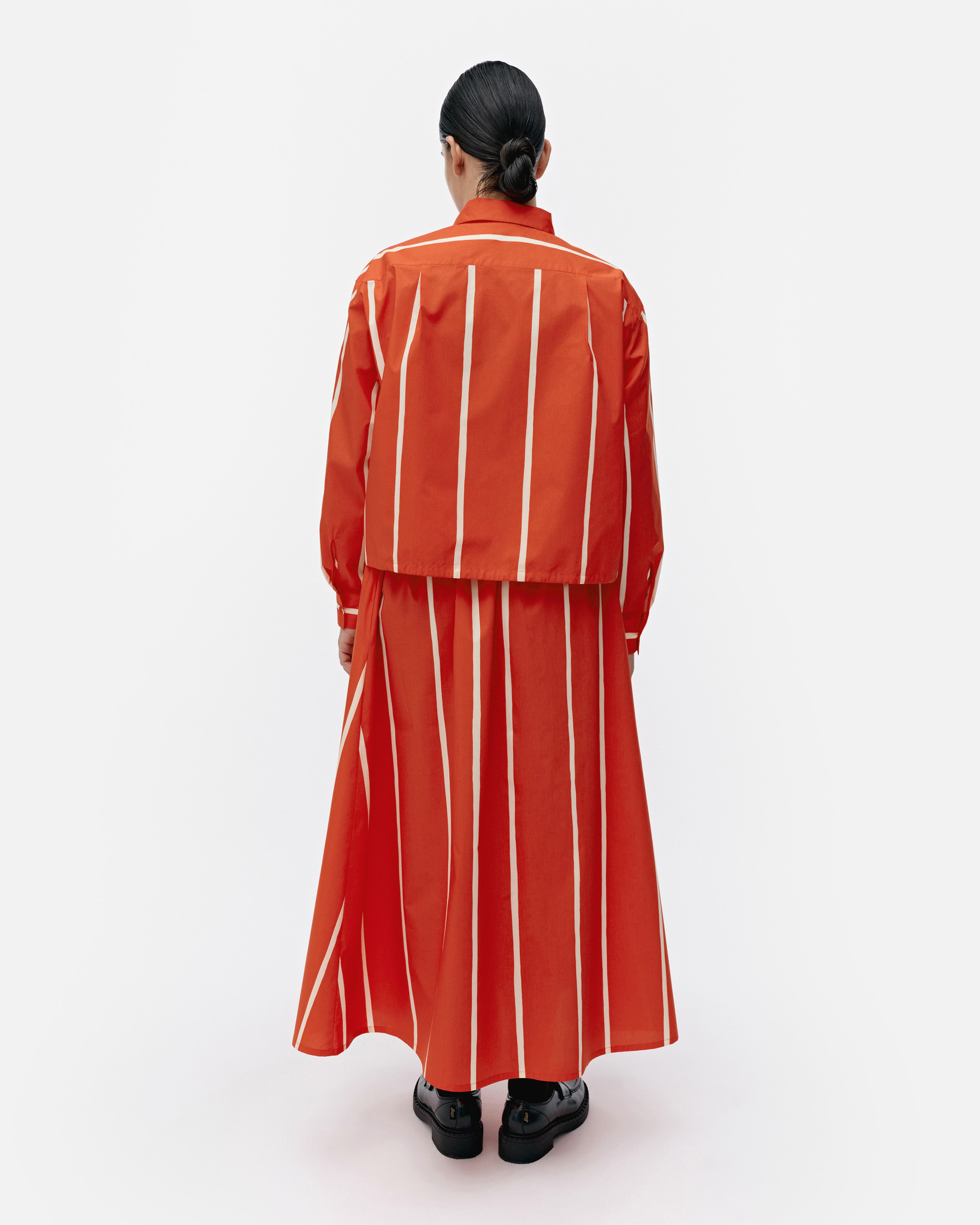 Buklee Puhveli, Hame, kirkkaanpun., vaal.keltainen,