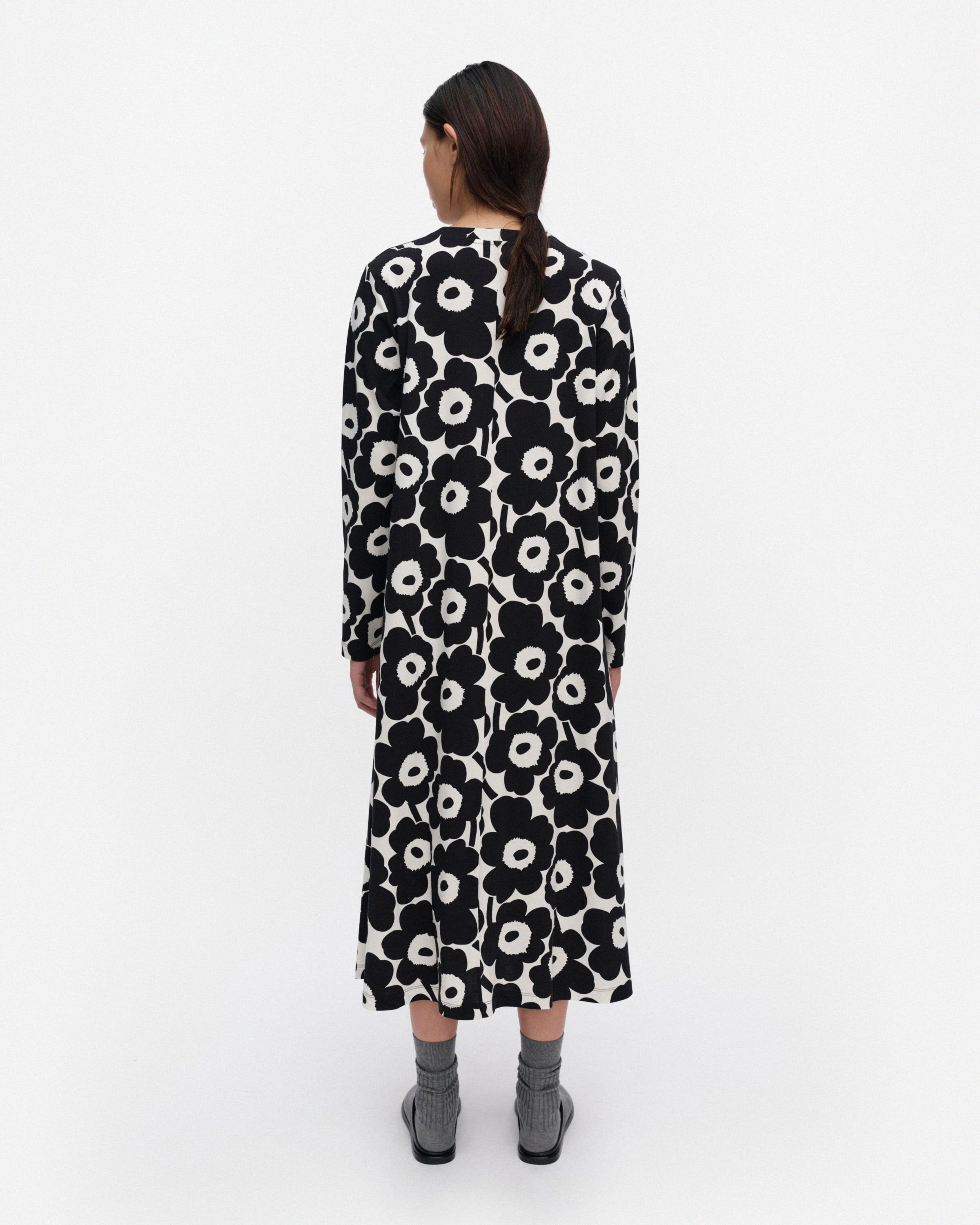 Hujanhajan Unikko Jersey dress black, off white | Marimekko