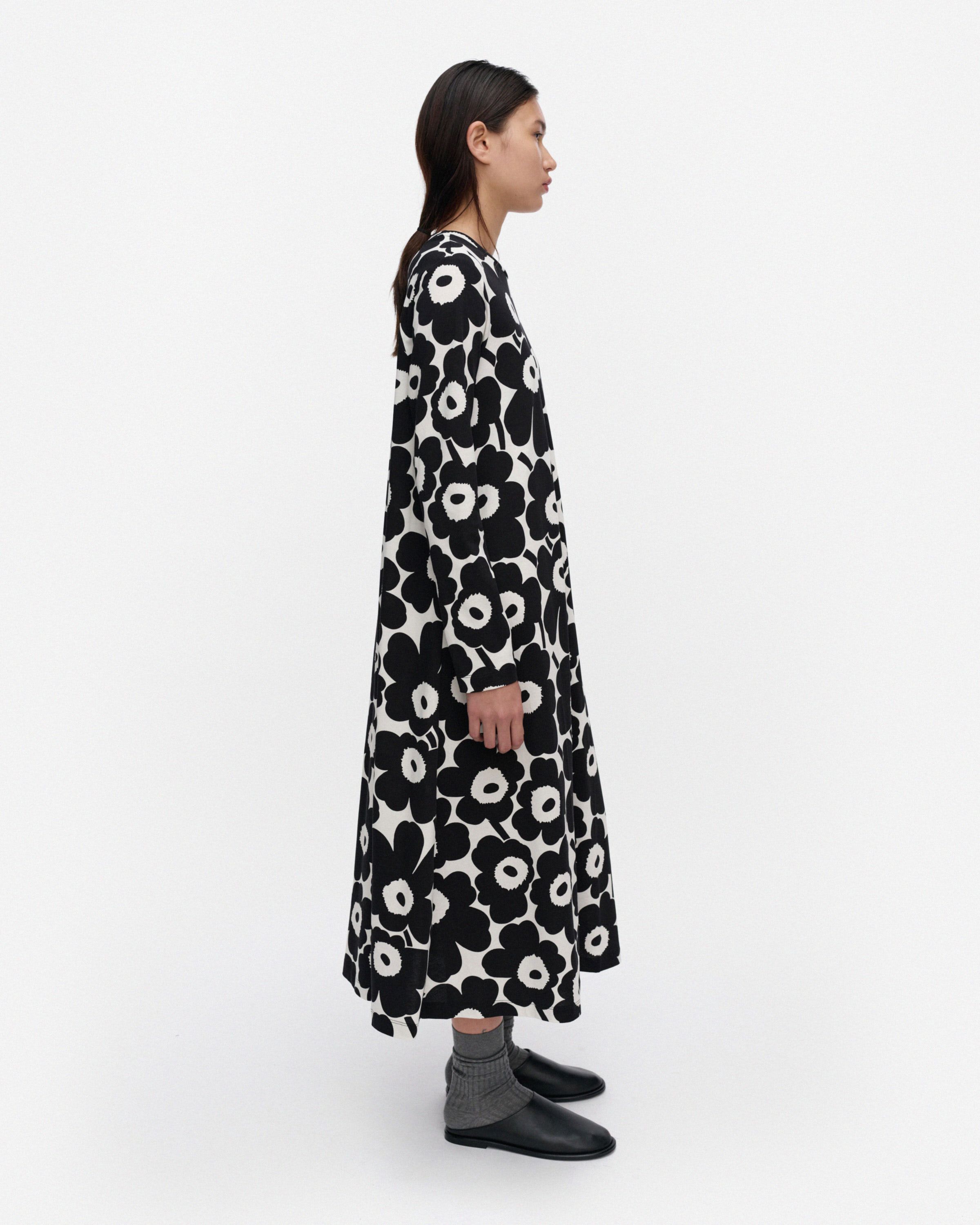 Hujanhajan Unikko Jersey dress black, off white | Marimekko