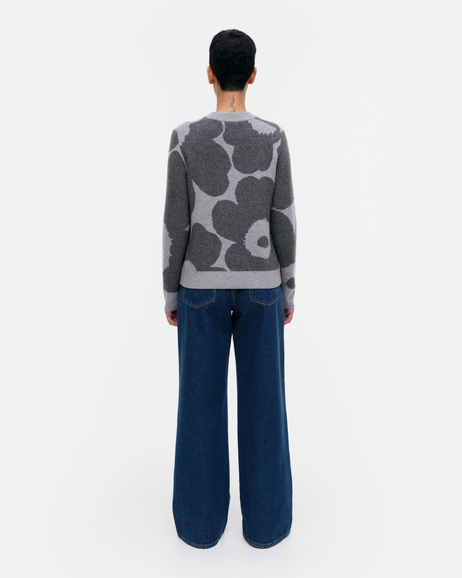 Aukio Unikko Cashmere knitted sweater