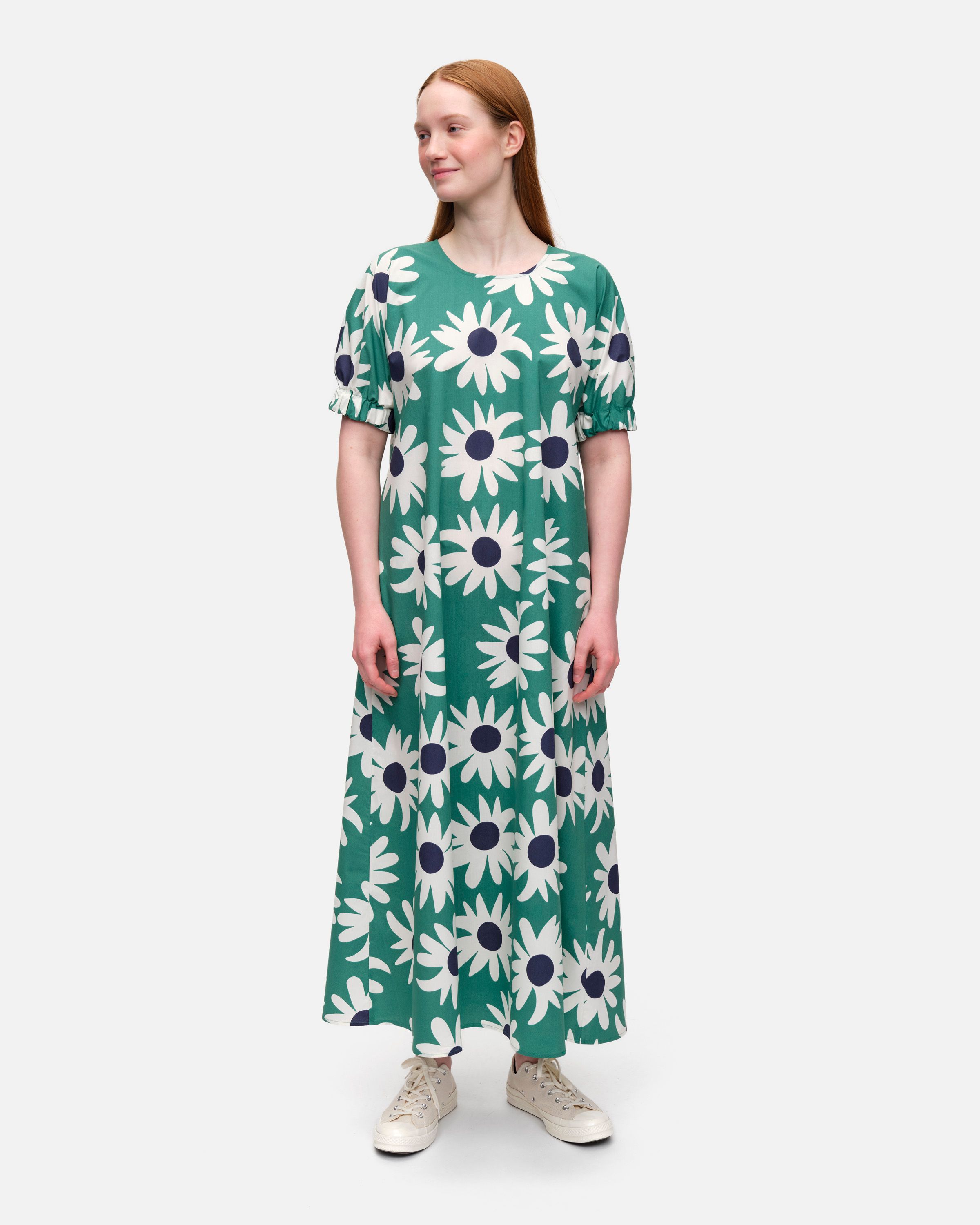 (本日限定価格〉marimekko ワンピース　RAKASTA Veroinen Rakastaa ei rakasta Cotton dress green, off white, dark