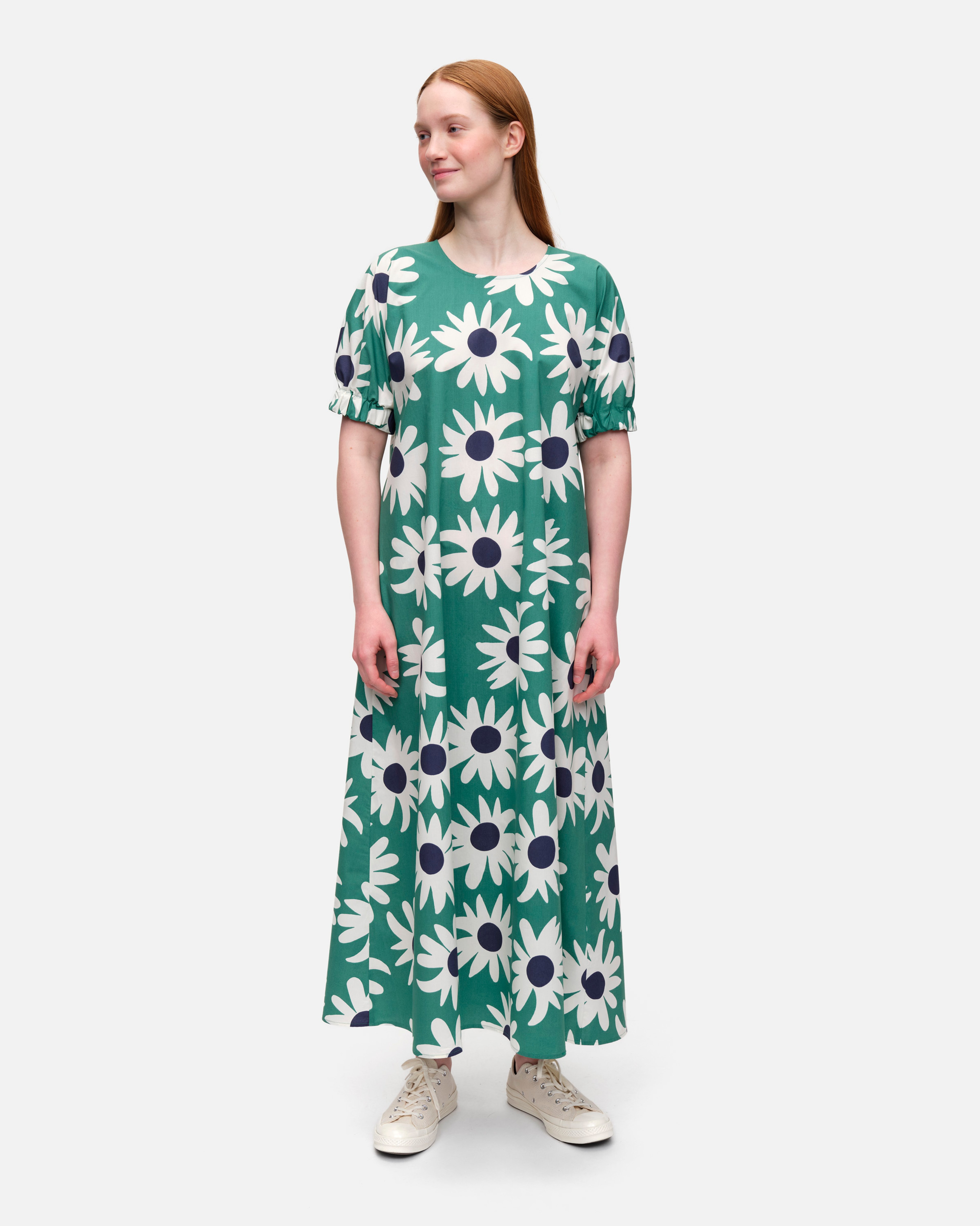 Veroinen Rakastaa ei rakasta, Cotton dress, green, off white, dark blue,