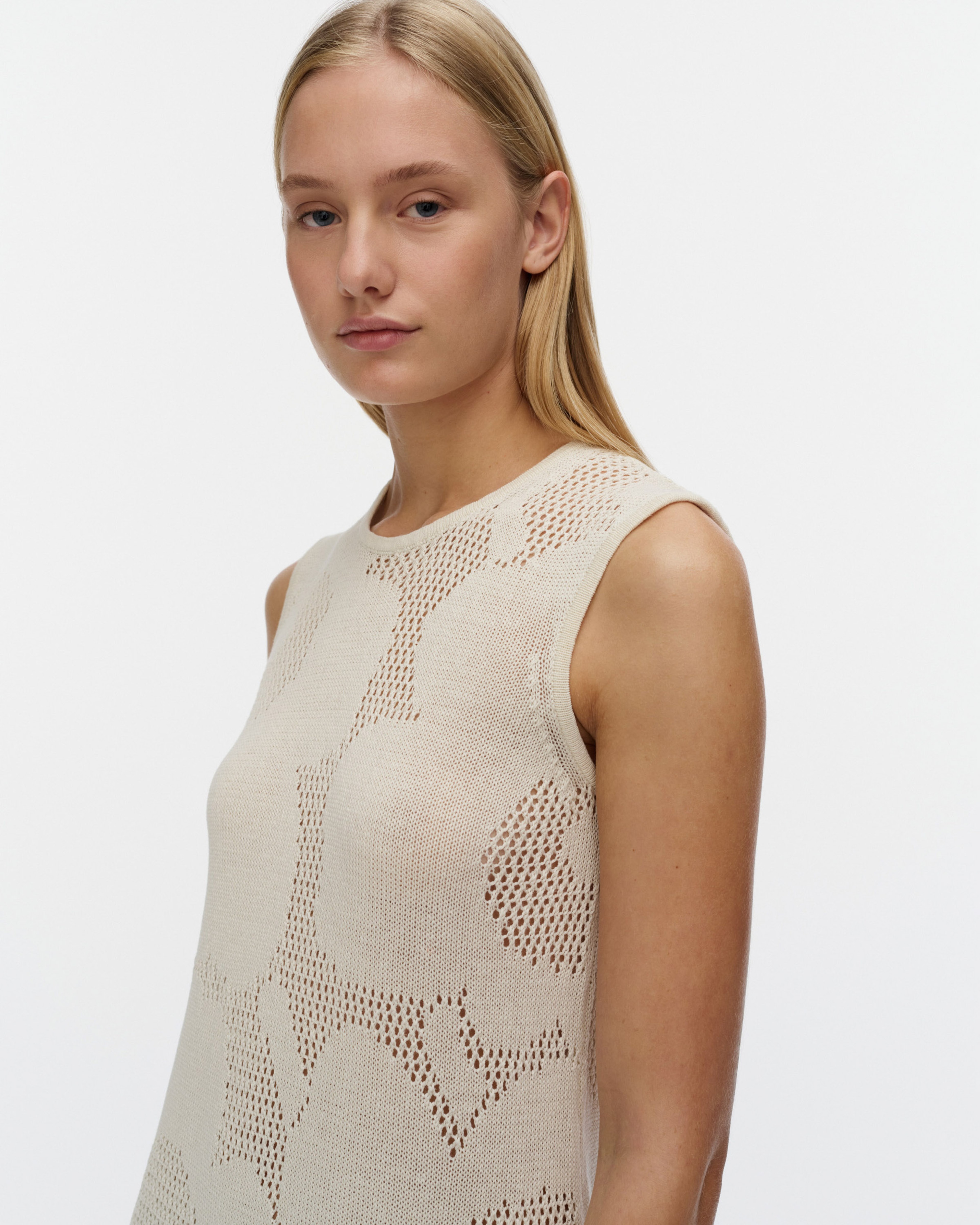 Luonnos Unikko, Knitted dress, off white,