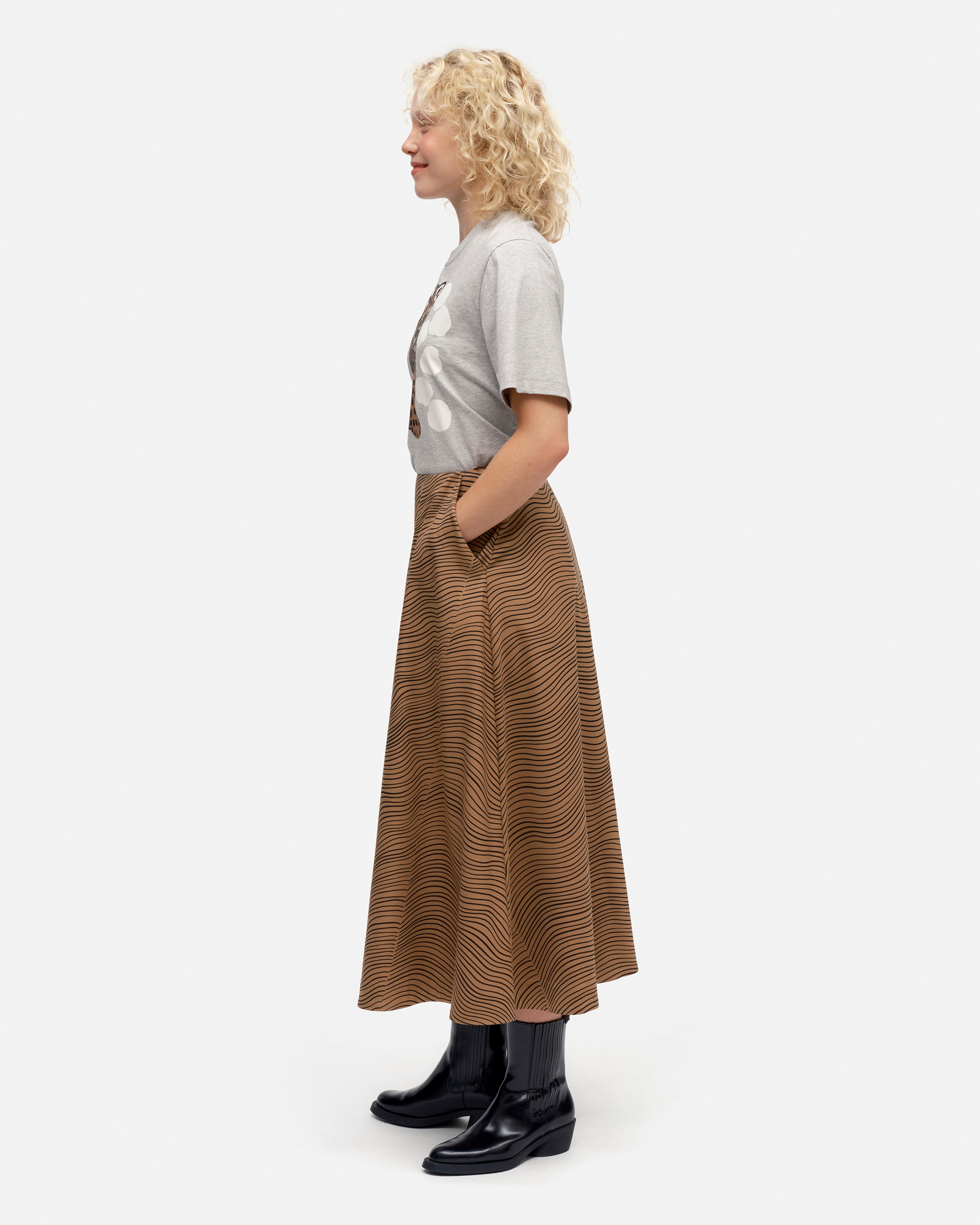 Tasismi Näkki, Wool mix skirt, black, brown,
