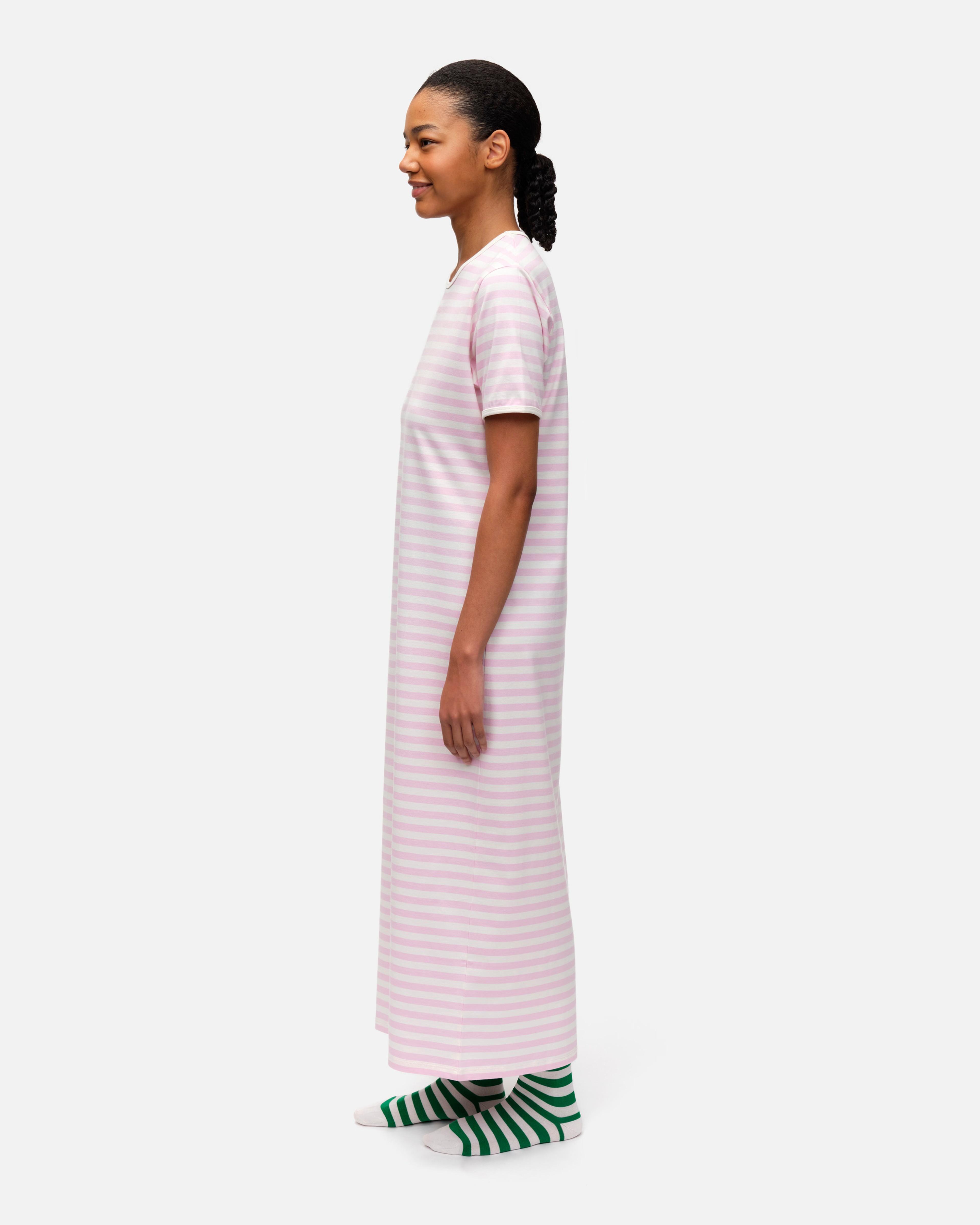 Hetta Tasaraita Nightgown