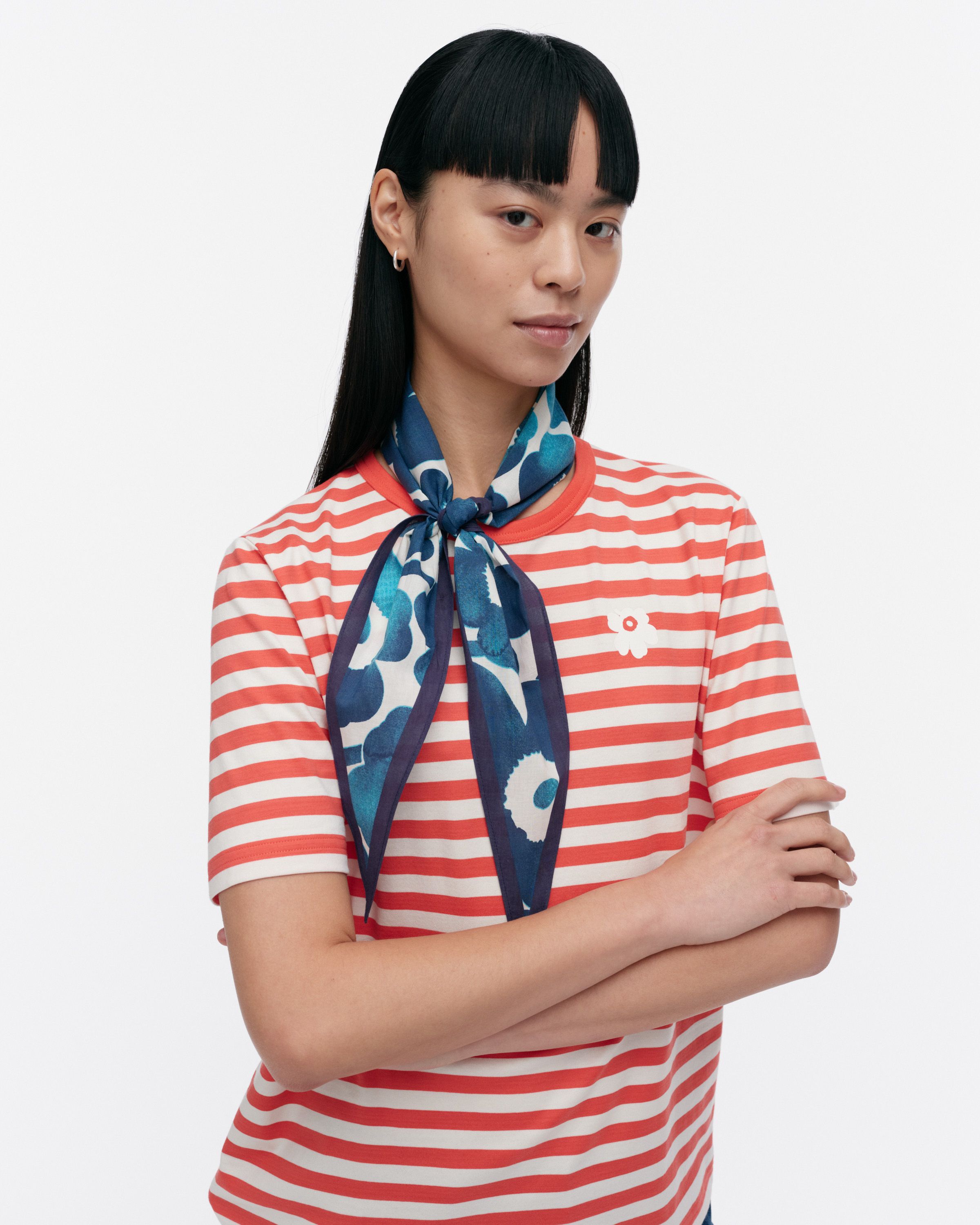 Aiempi Akvarelli Unikko Kioski scarf | Marimekko