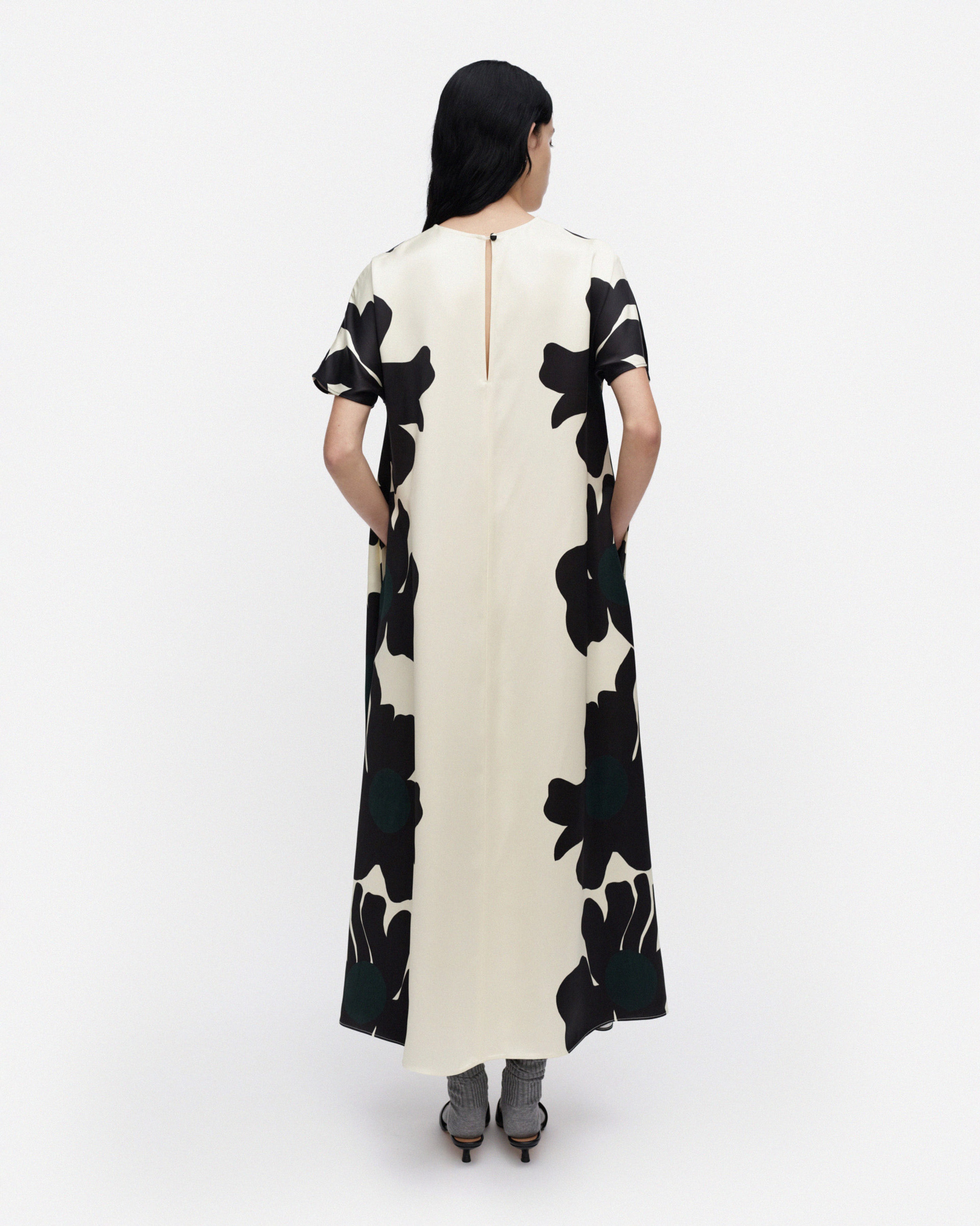 Kohtalo Lossi Dress