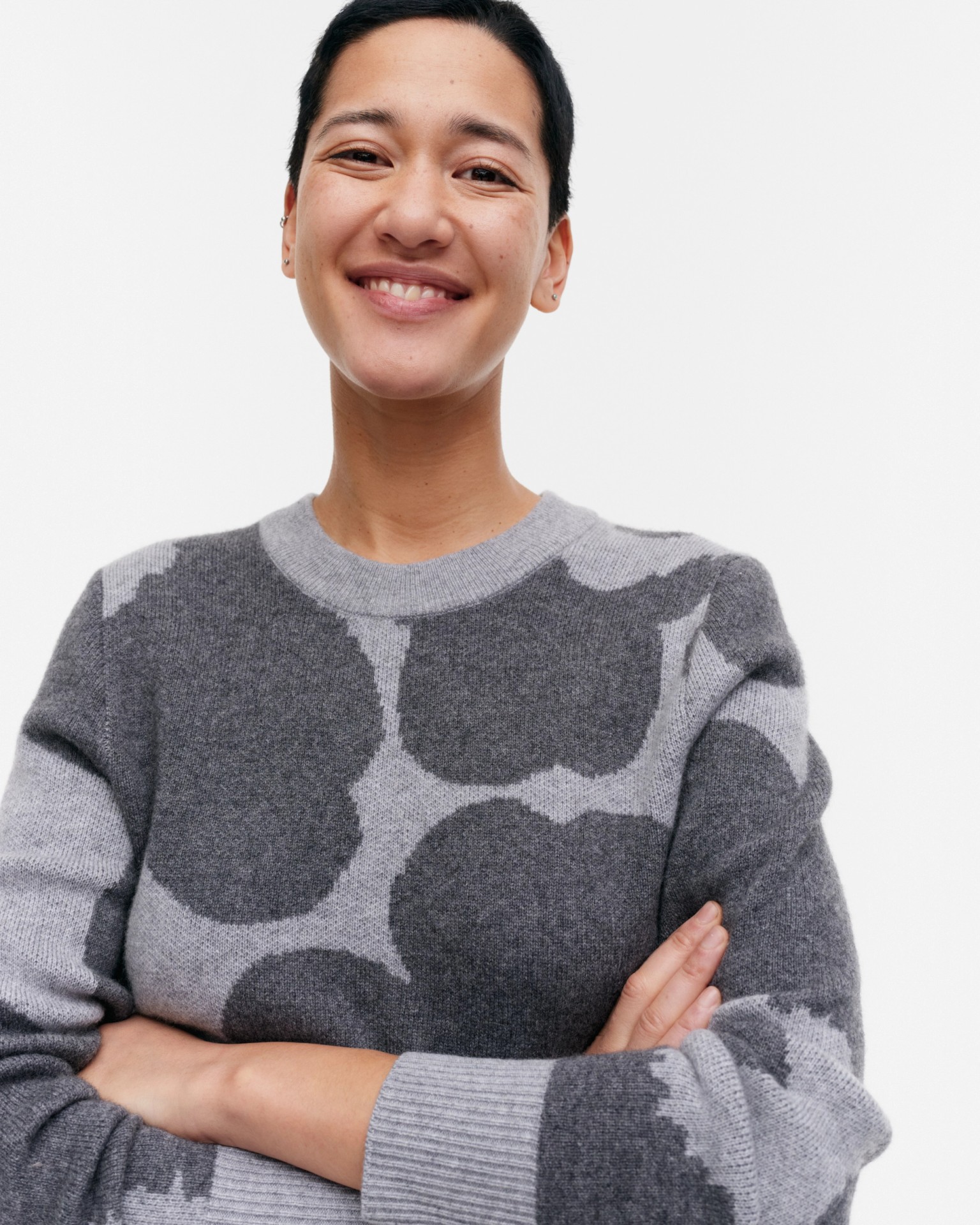 Aukio Unikko Cashmere knitted sweater