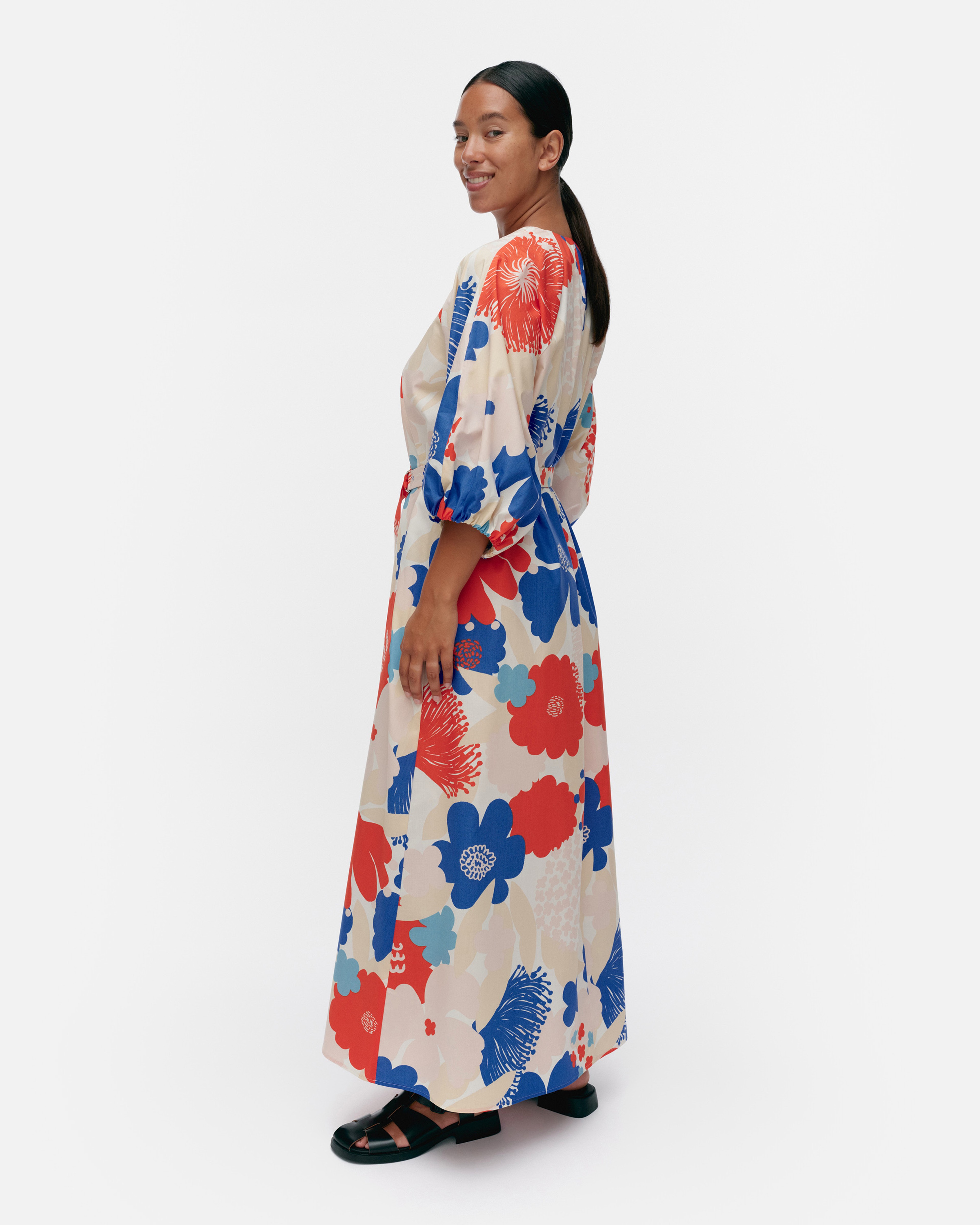 Kimppu Suvikimppu, Dress, off white, blue, red, peach,