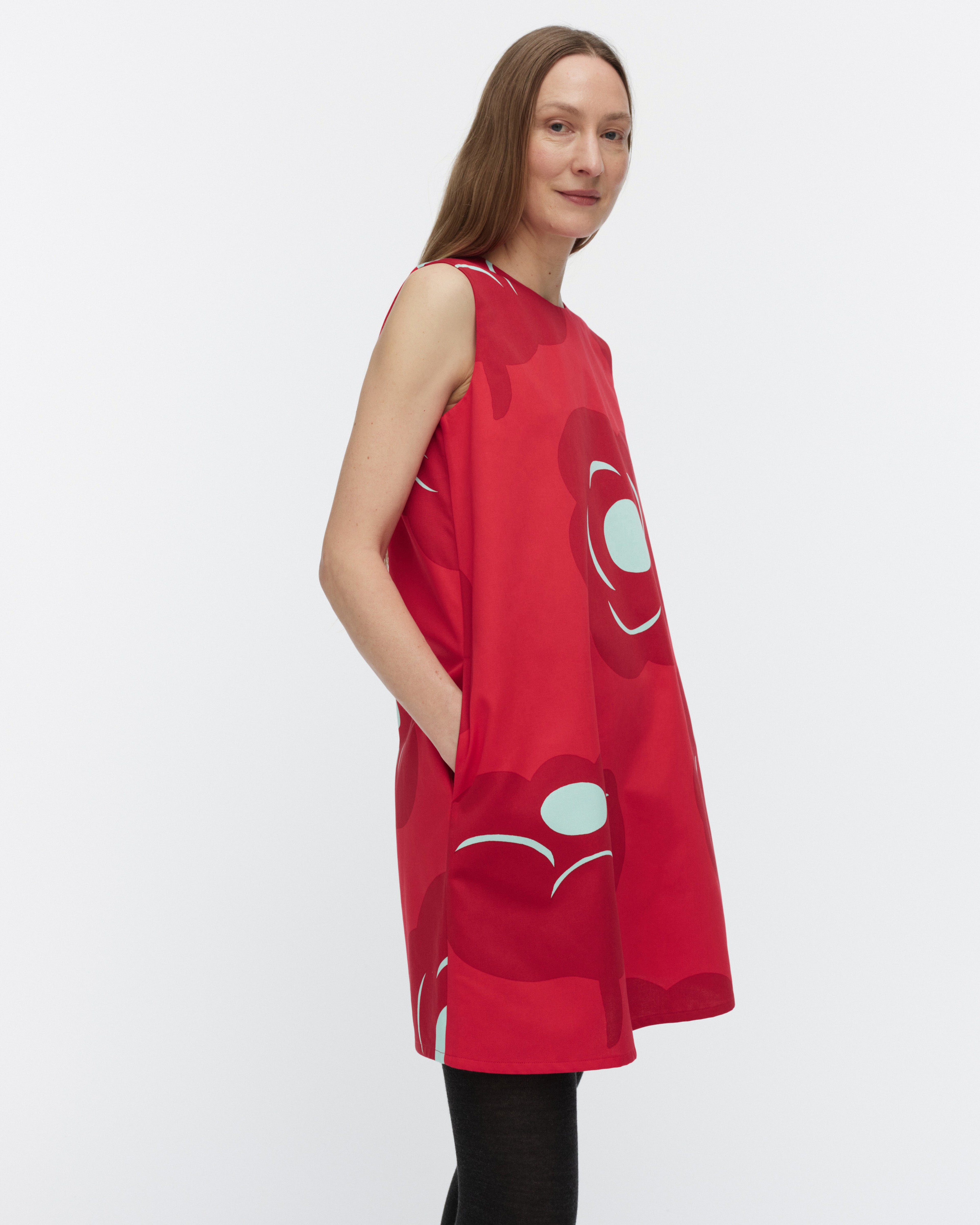 Siluetti Tumma Marimini dress