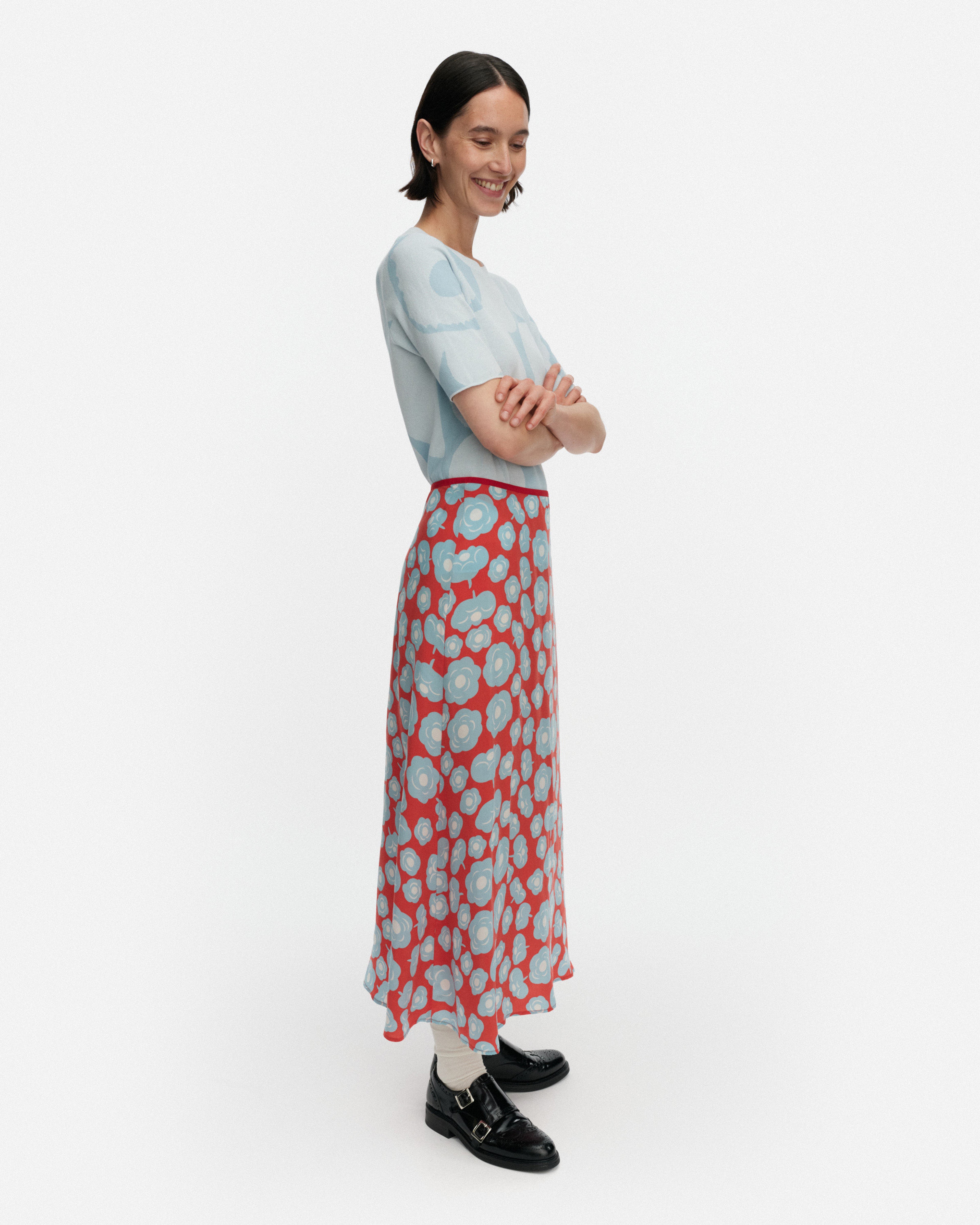 Edetä Tumma, Skirt, light blue, red, off-white,