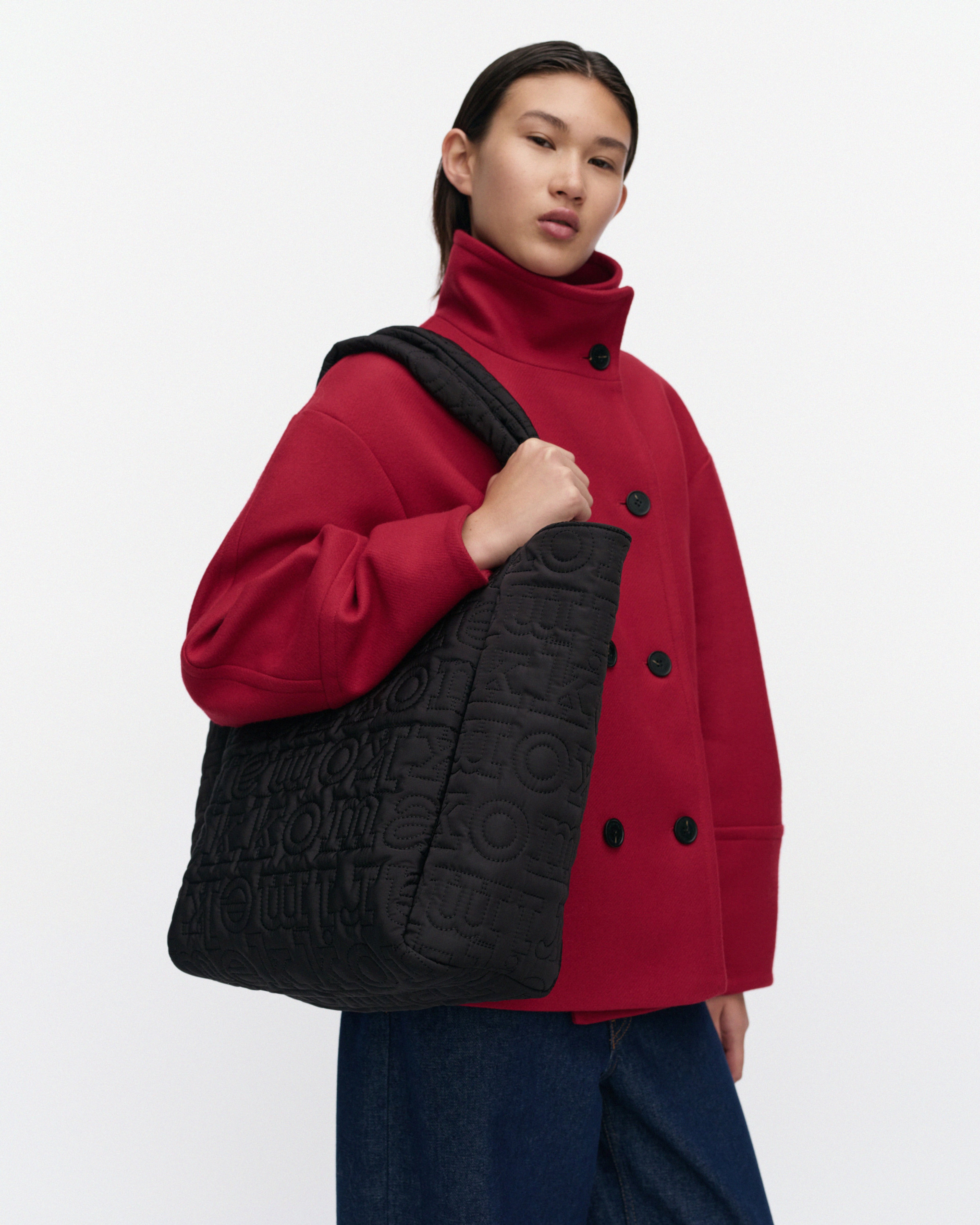 Joy Tote M Logo, Shoulder bag, black,