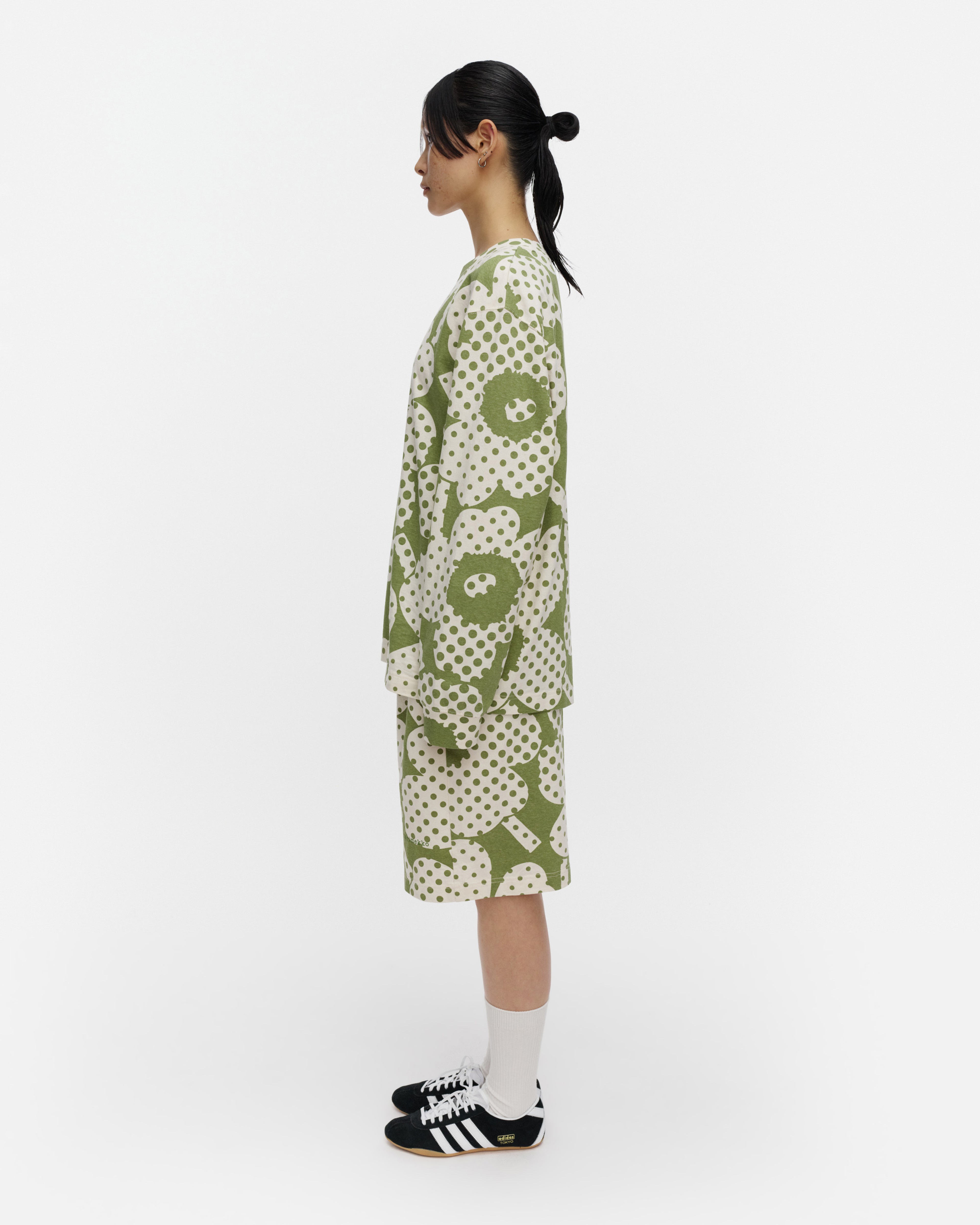 Naapuri Unikko Kioski shorts