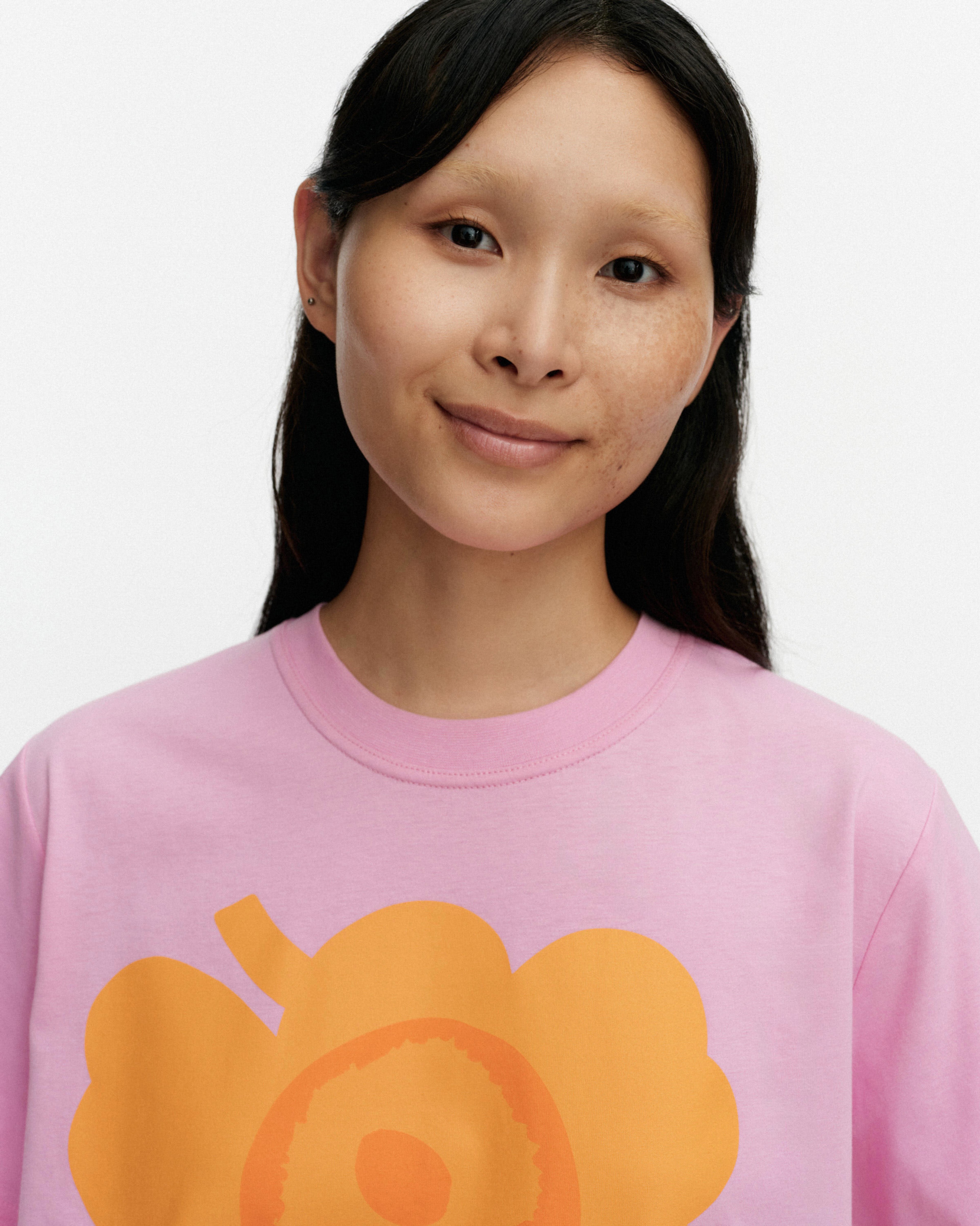 Ae Else Unikko Placementt, Kioski t-shirt, light pink, orange,