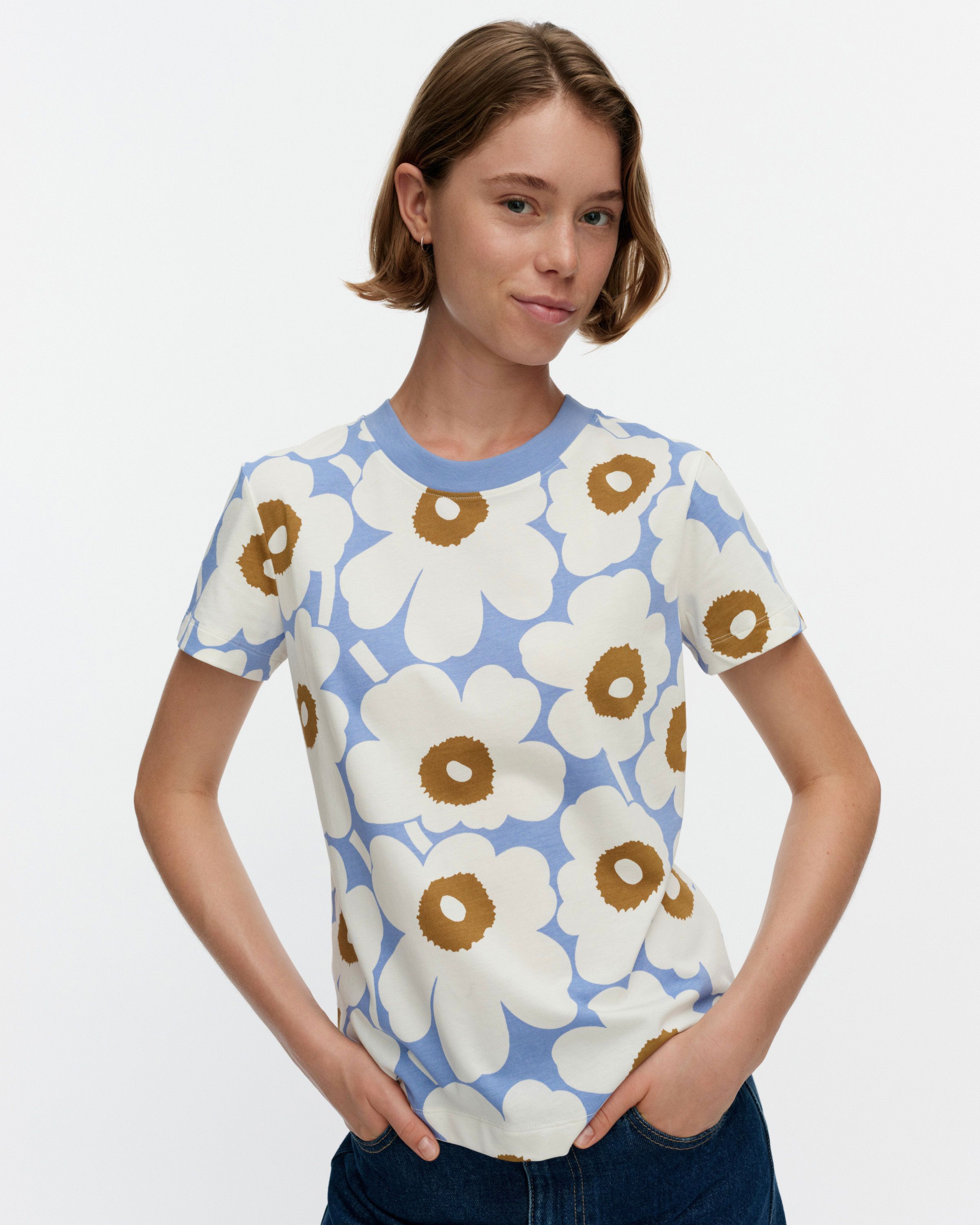 Heleys Unikko T-shirt white, blue, brown | Marimekko