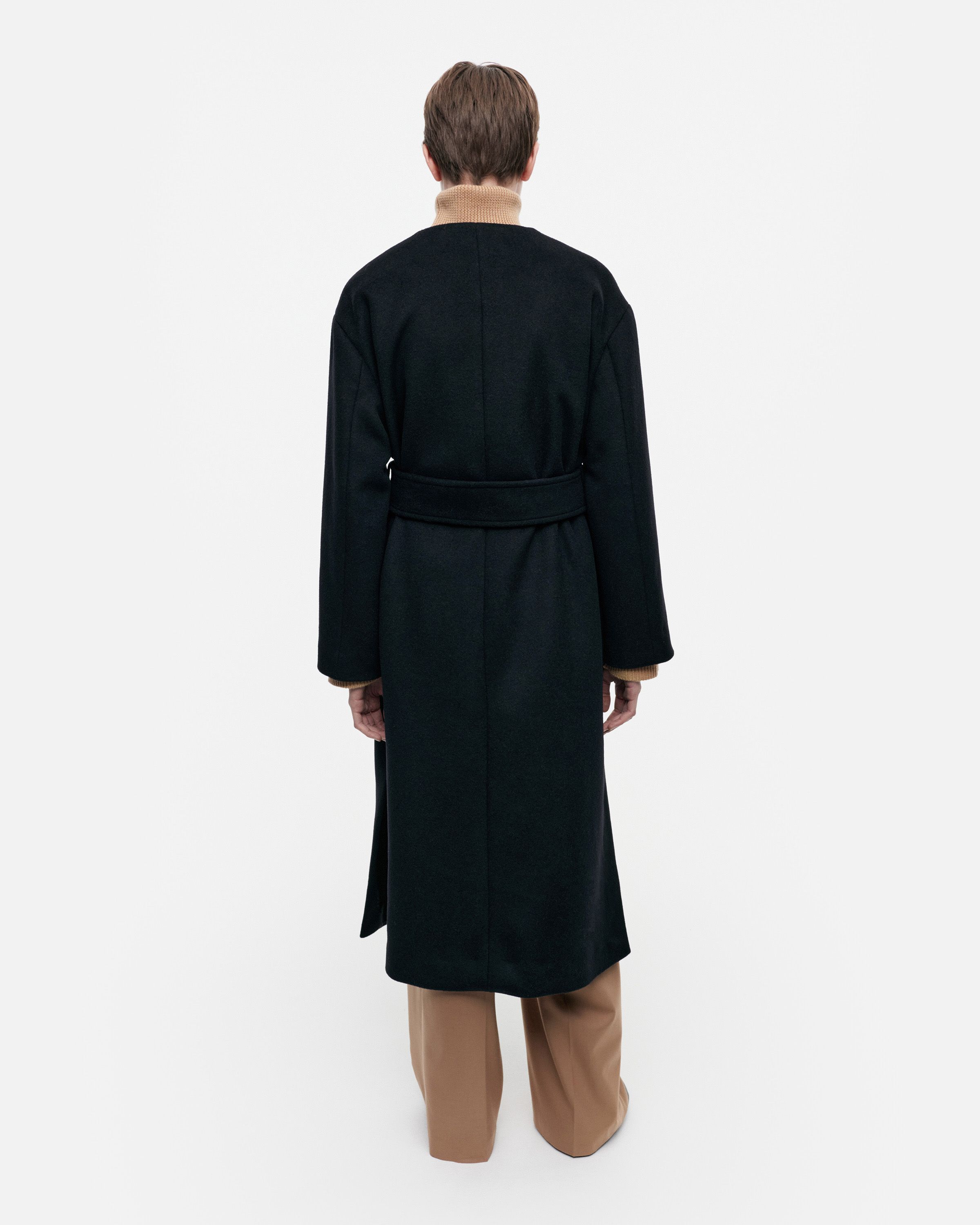 Ateljee Solid Wool coat