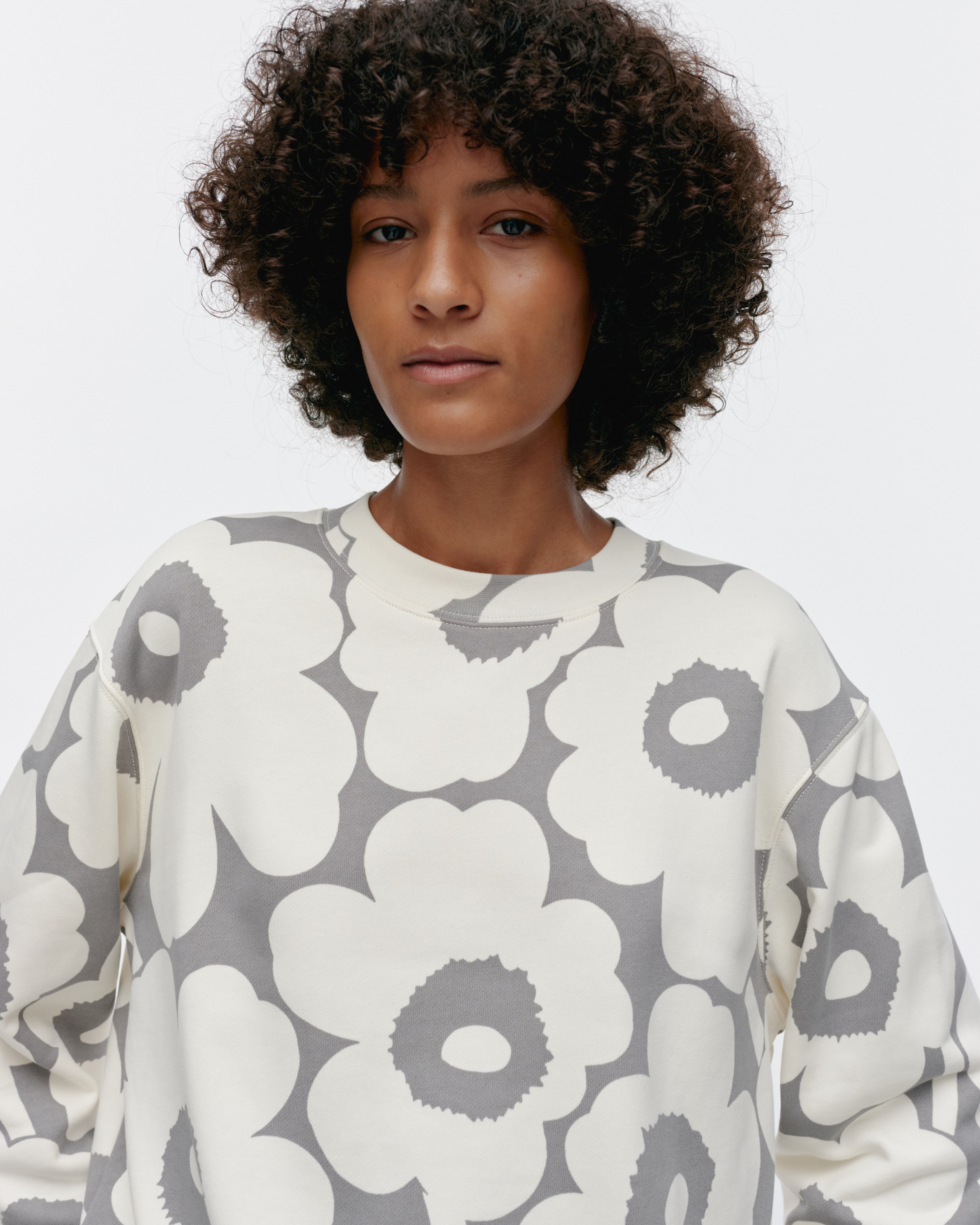 Leiot Pieni Unikko Kioski sweatshirt