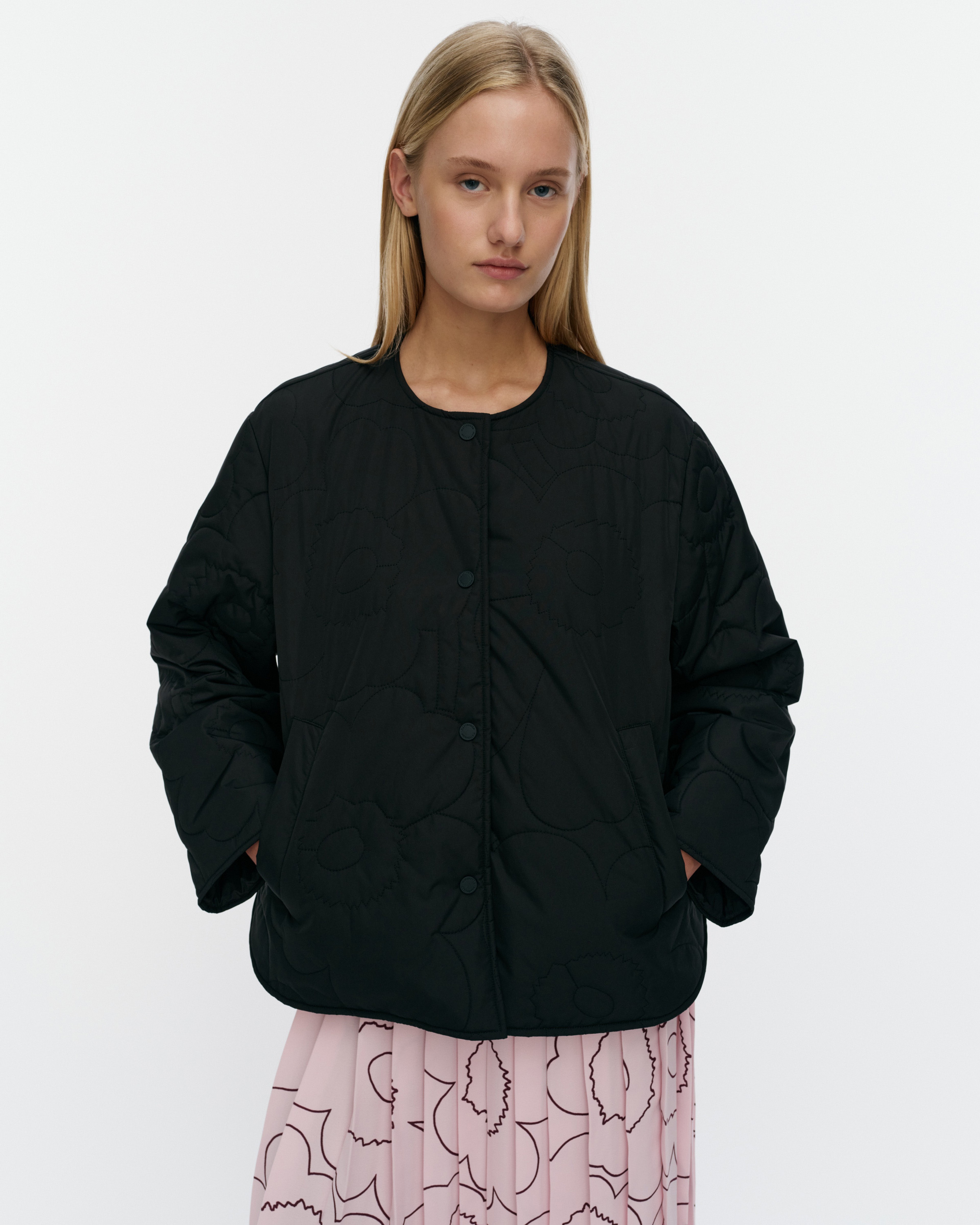 Kapseli Piirto Unikko, Lightweight padded coat, black. black,