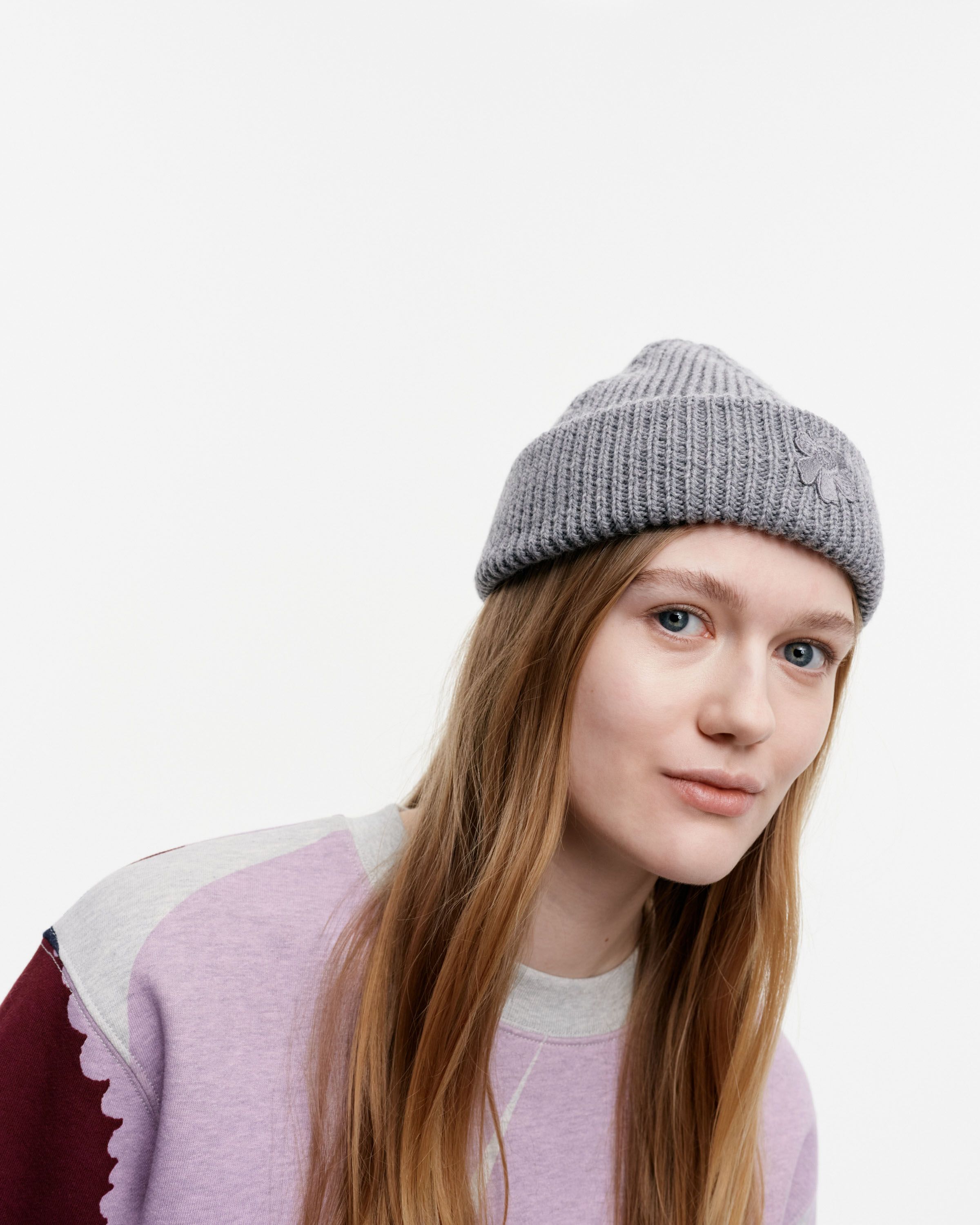 Pavva Solid Beanie