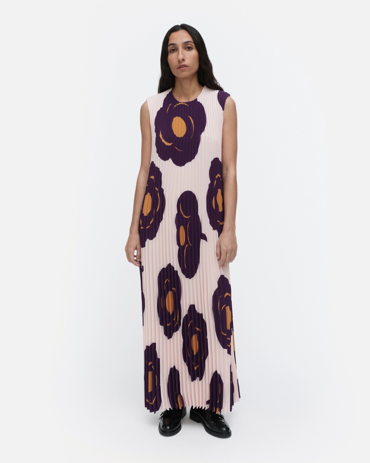 Juhlia Tumma, Dress, light pink, dark violet, brown,
