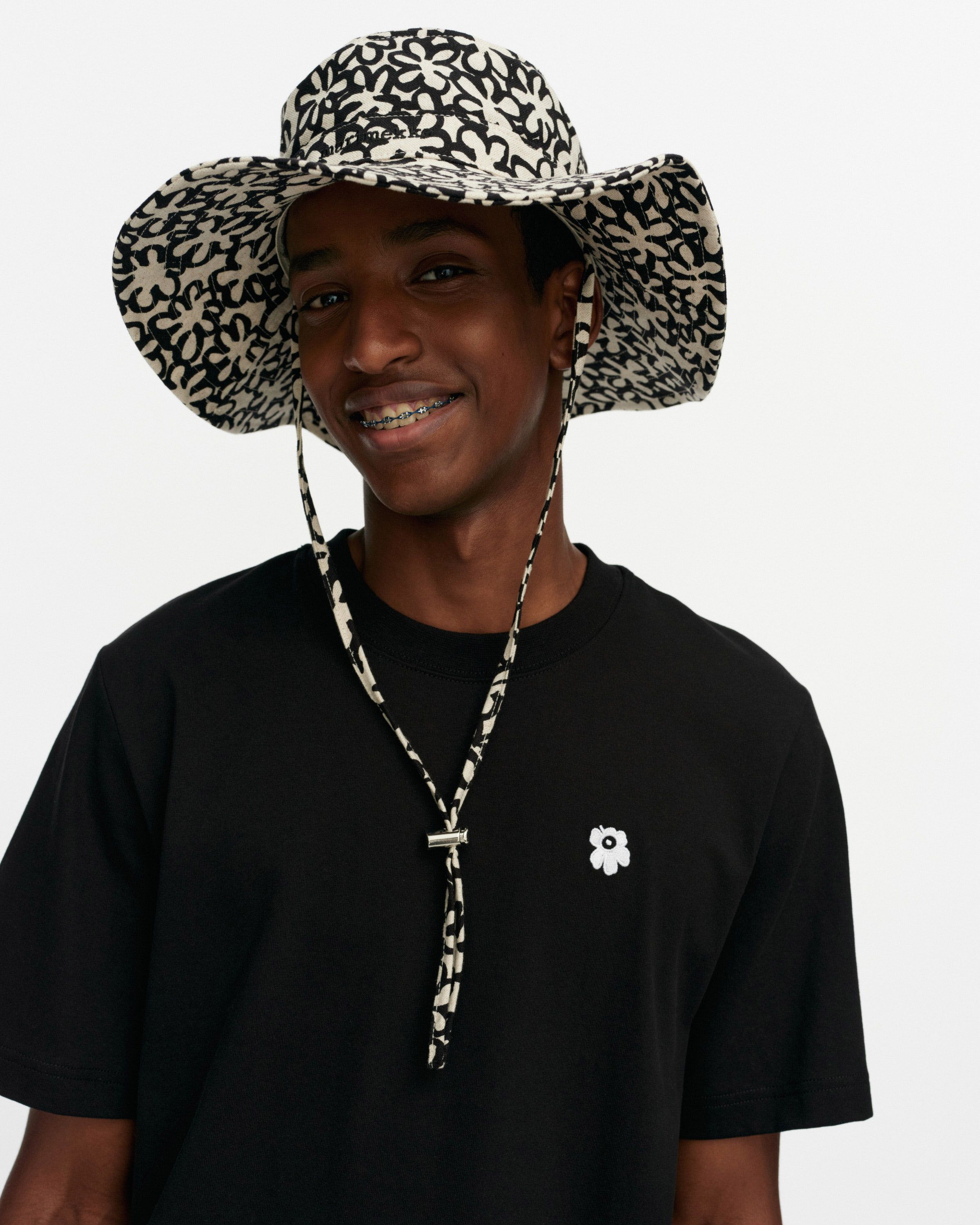 Muutos Kukka Kioski hat | Marimekko