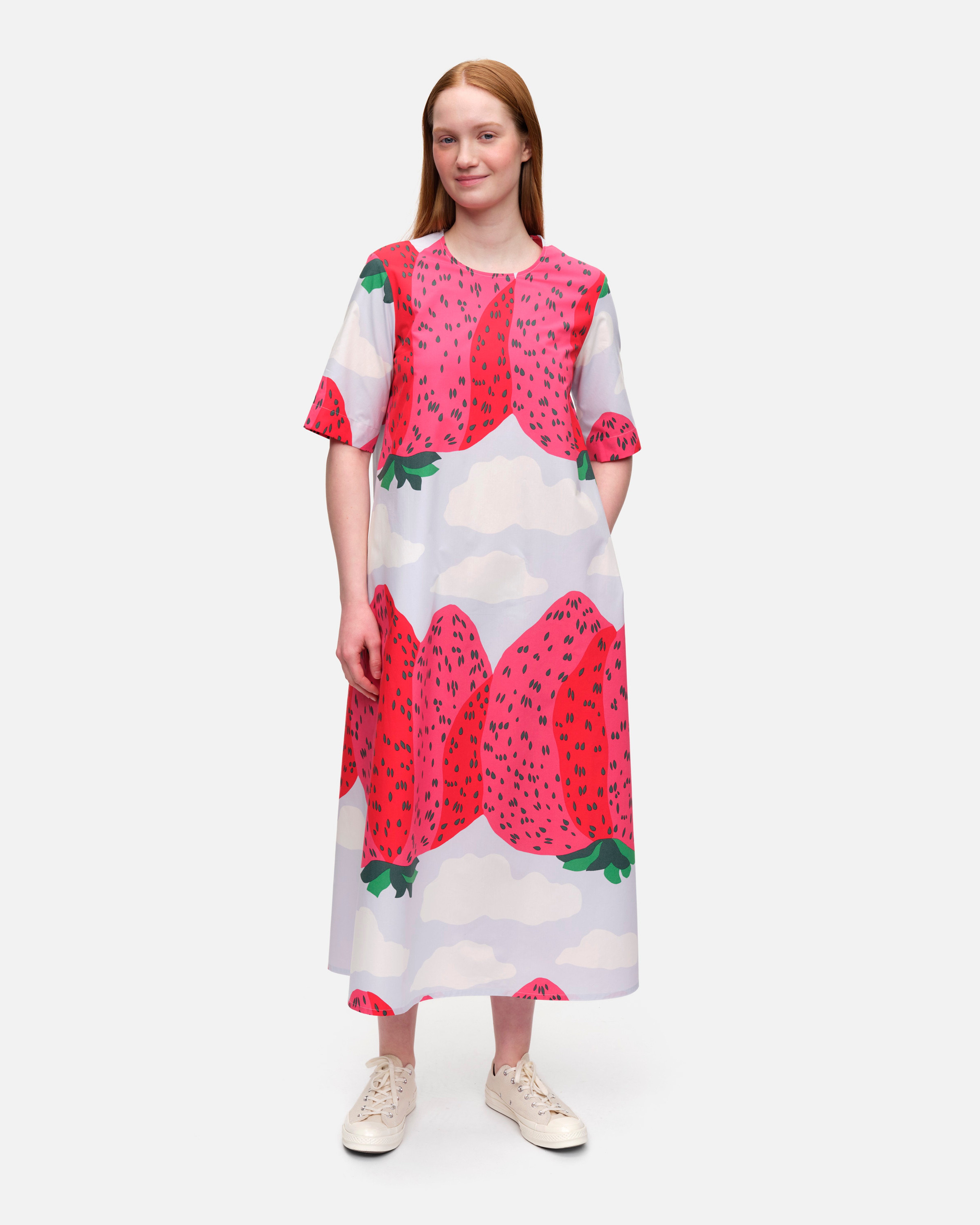 Kotelo Mansikkavuoret, Puuvillapopliinimekko, vaal.sininen, pinkki, vihreä,