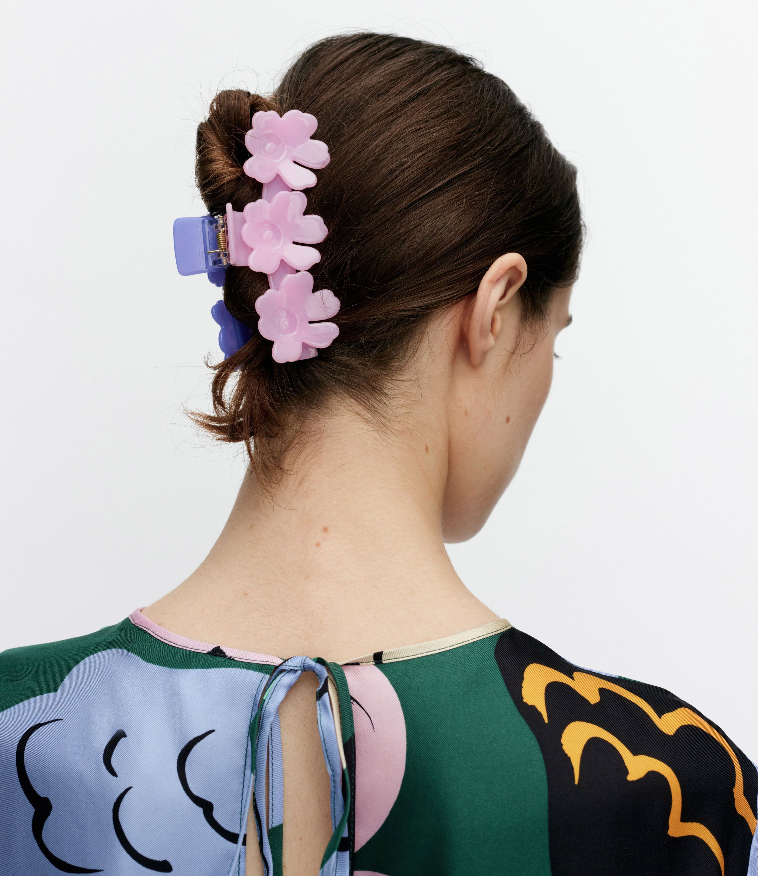 Mini Unikko hair clip ヘアクリップ Mini Unikko Hair Clip Two-Tone dark blue, pink | Marimekko