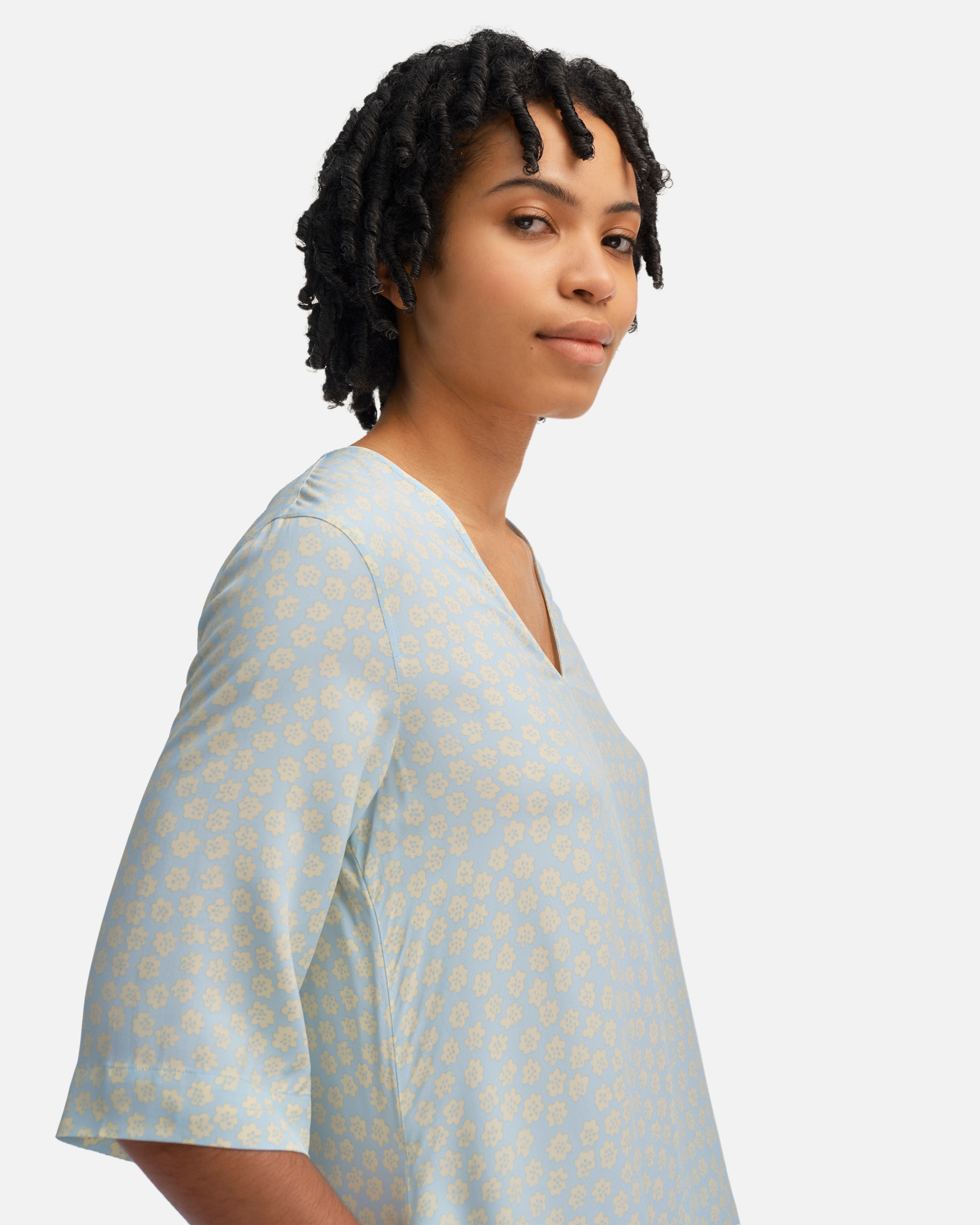 Haaveellinen Pukettimeri, Viscose dress, light blue, light yellow,