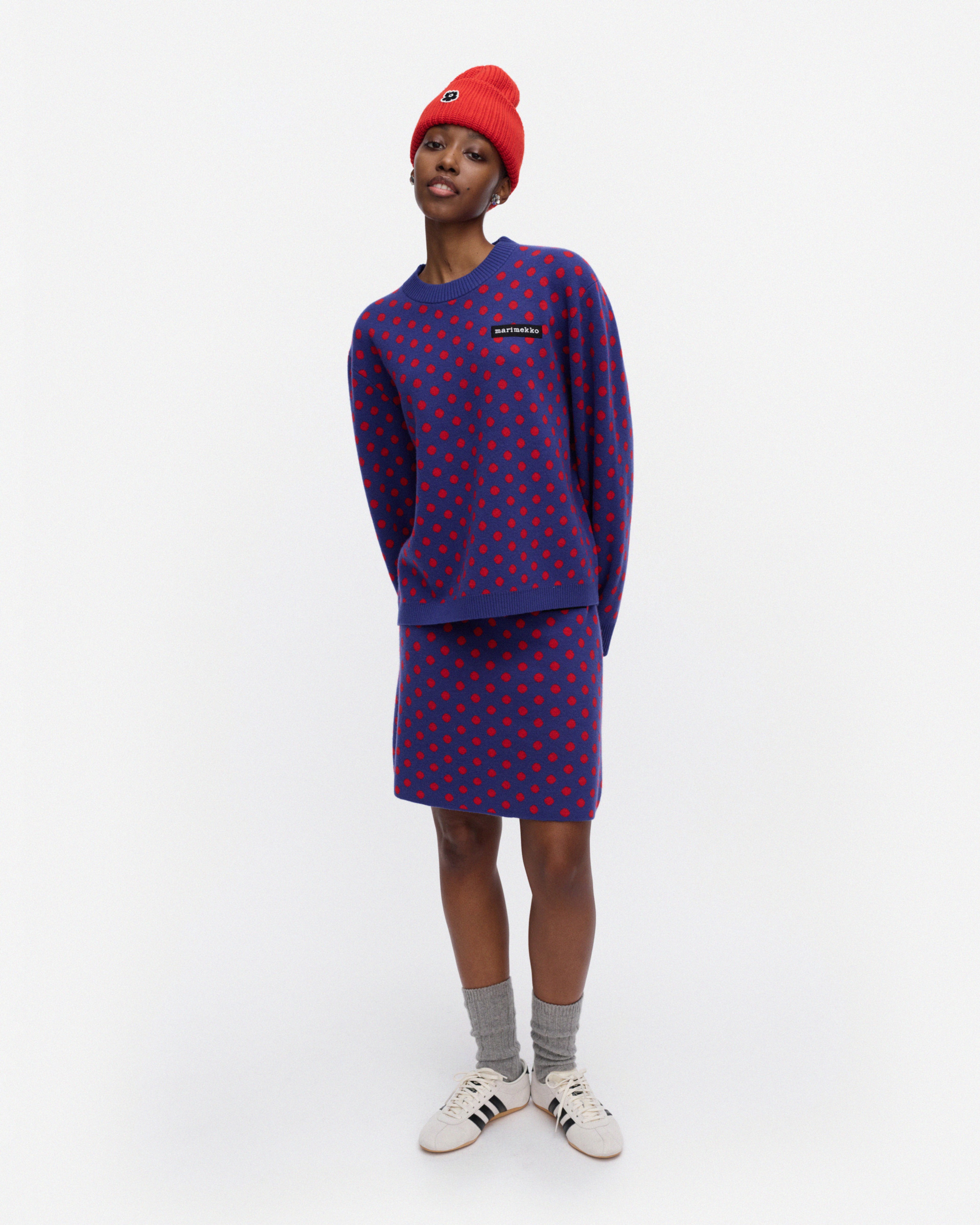Rws Koillis Pallo, Kioski knitted skirt, blue, red,