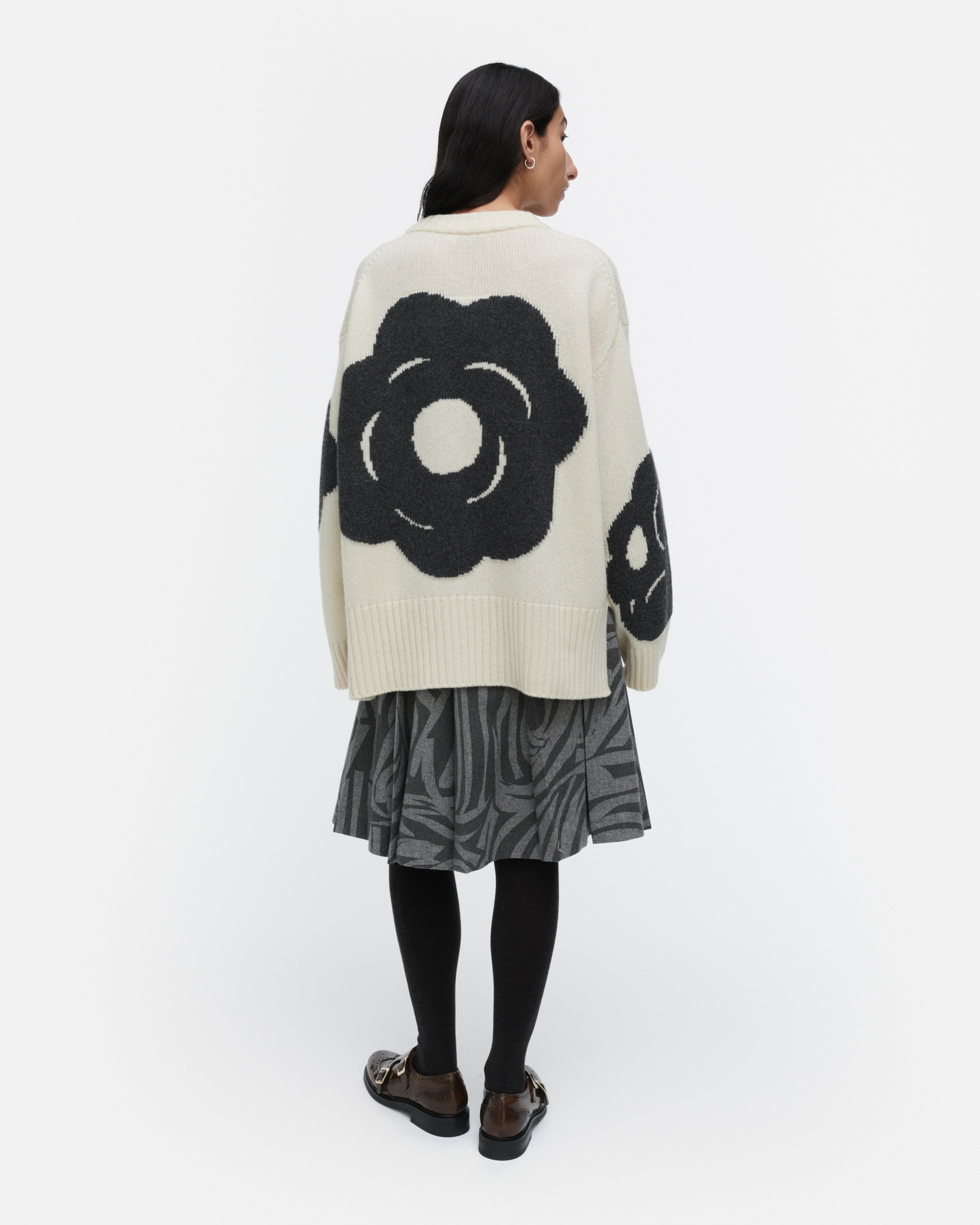 Luonto Tumma, Knitted wool pullover, off white, grey,