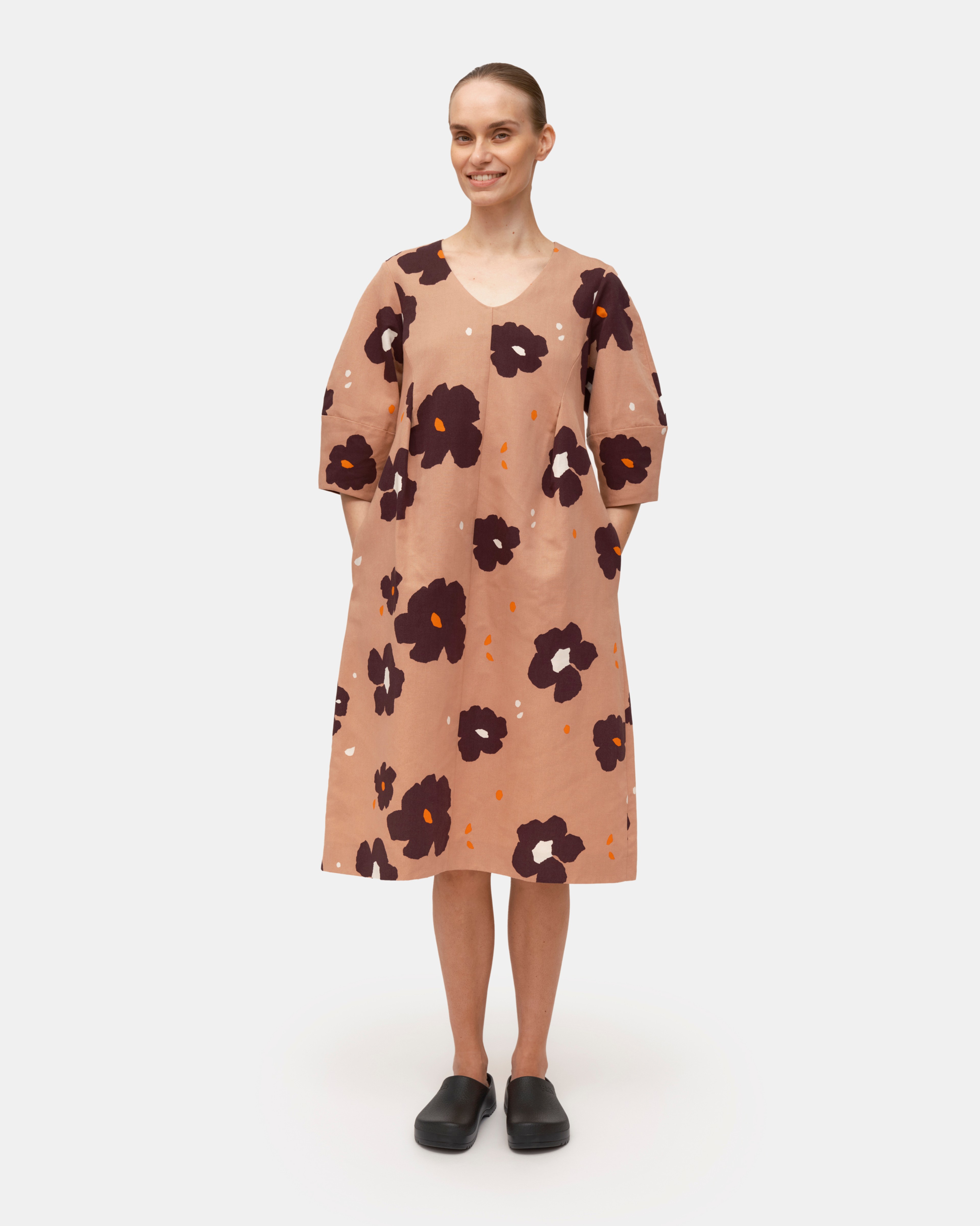 Margit Lennokki, Cotton-linen dress, beige, brown, off white,