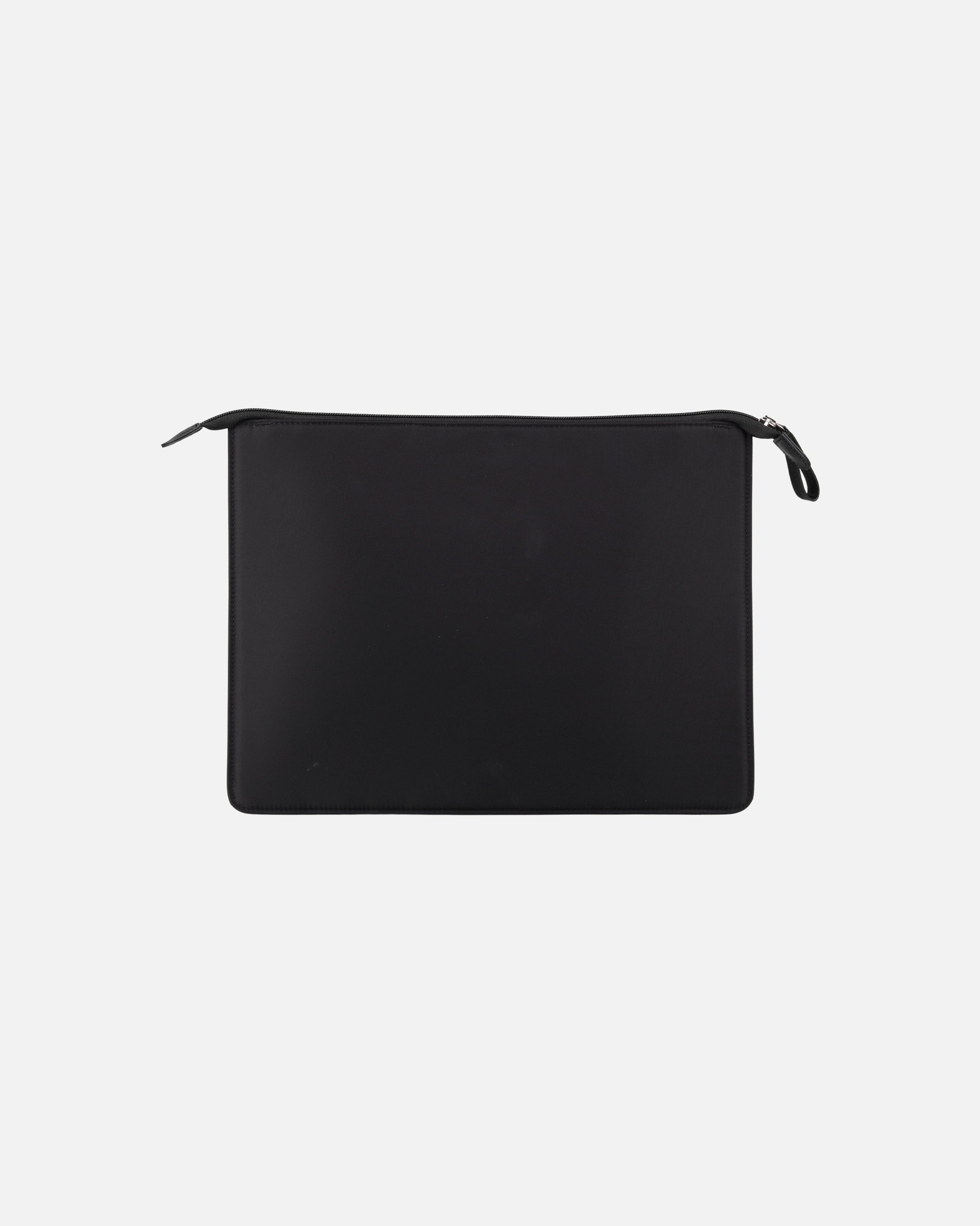 Sleeve 13" Solid Tietokoneen suojatasku