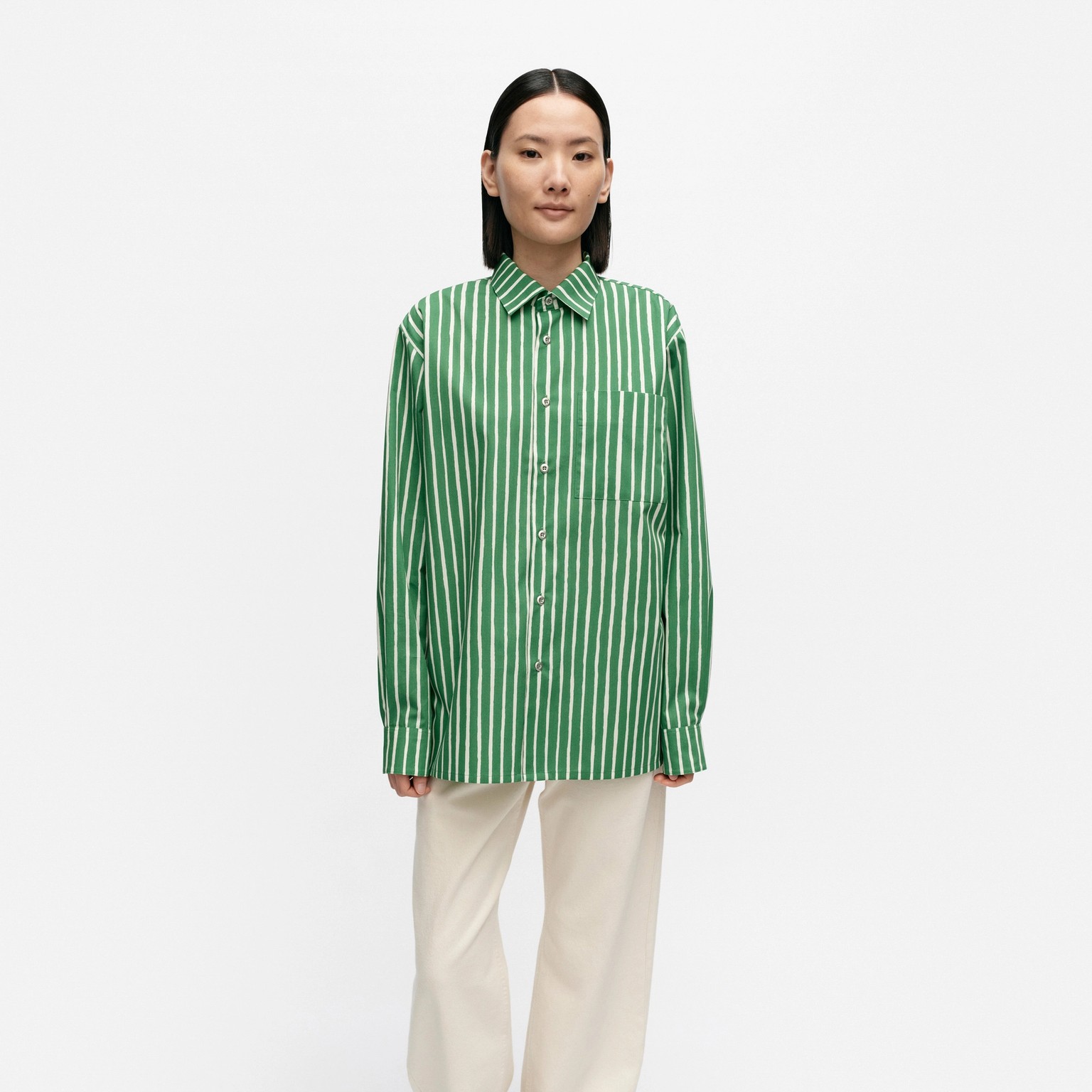 Model wearing Jokapoika shirt.