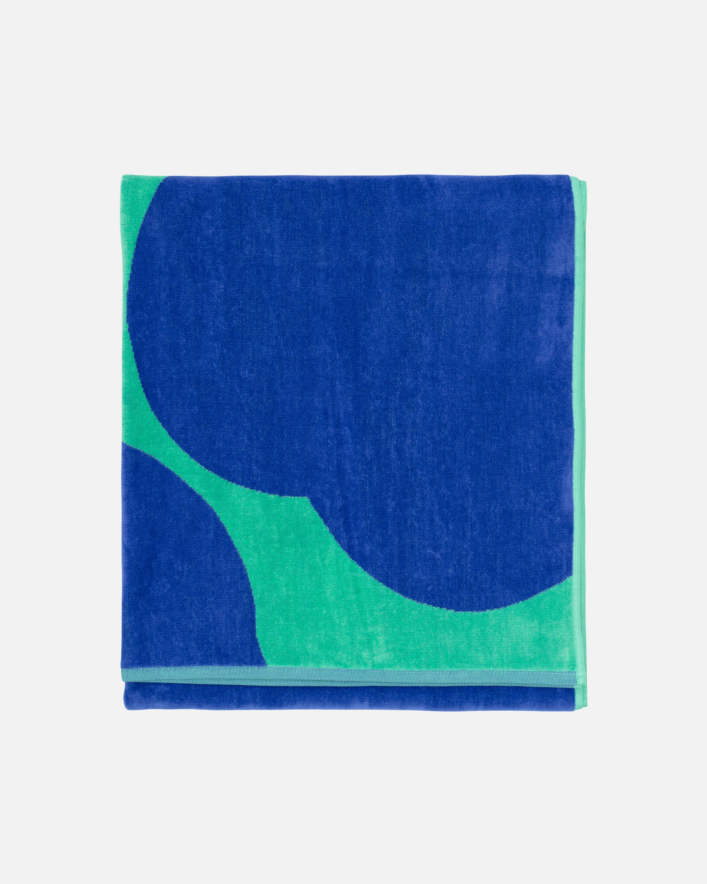 Iso Unikko Bath towel teal, blue | Marimekko