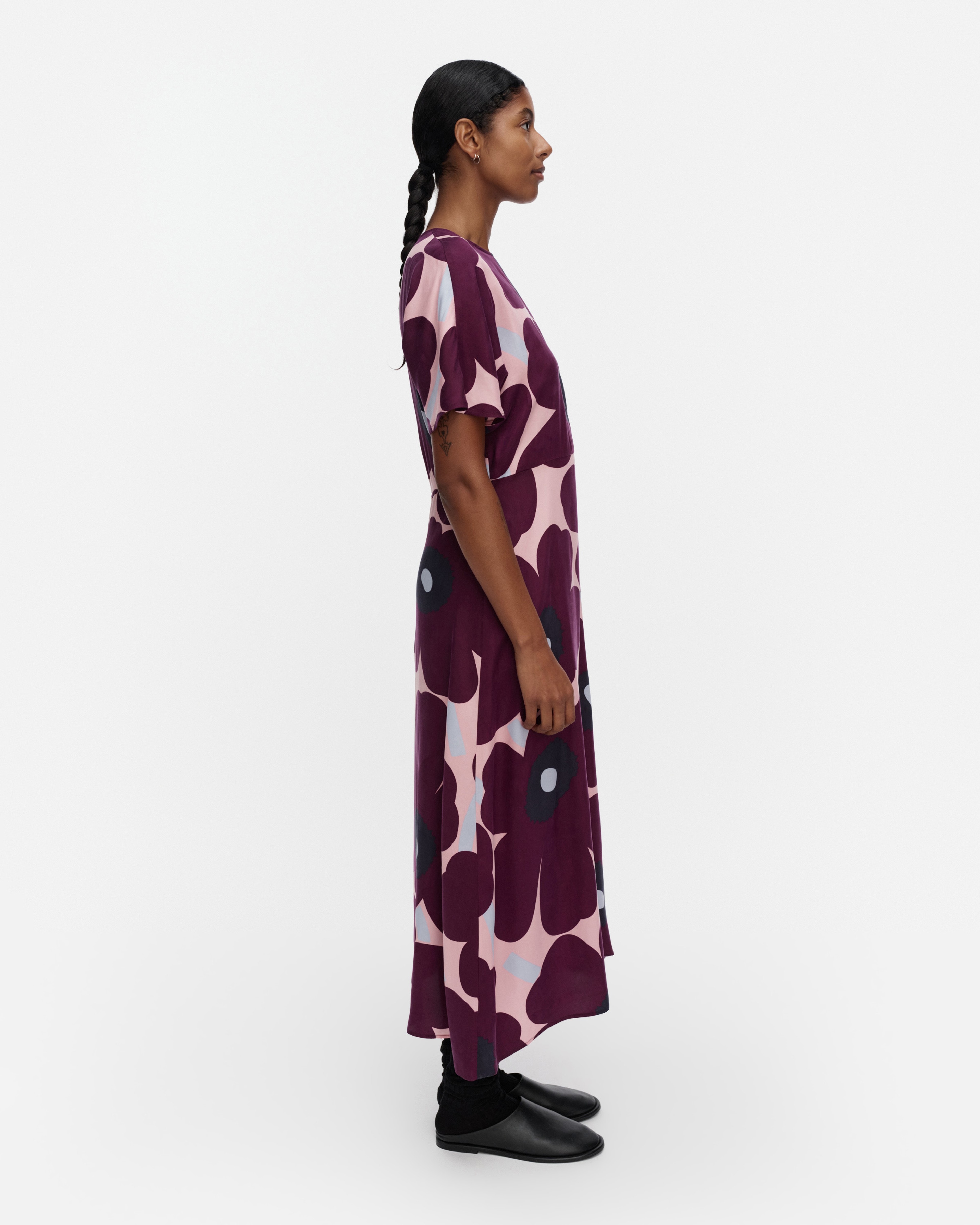 Heleä Unikko, Mekko, tummanliila, va.pun., va.sin.,