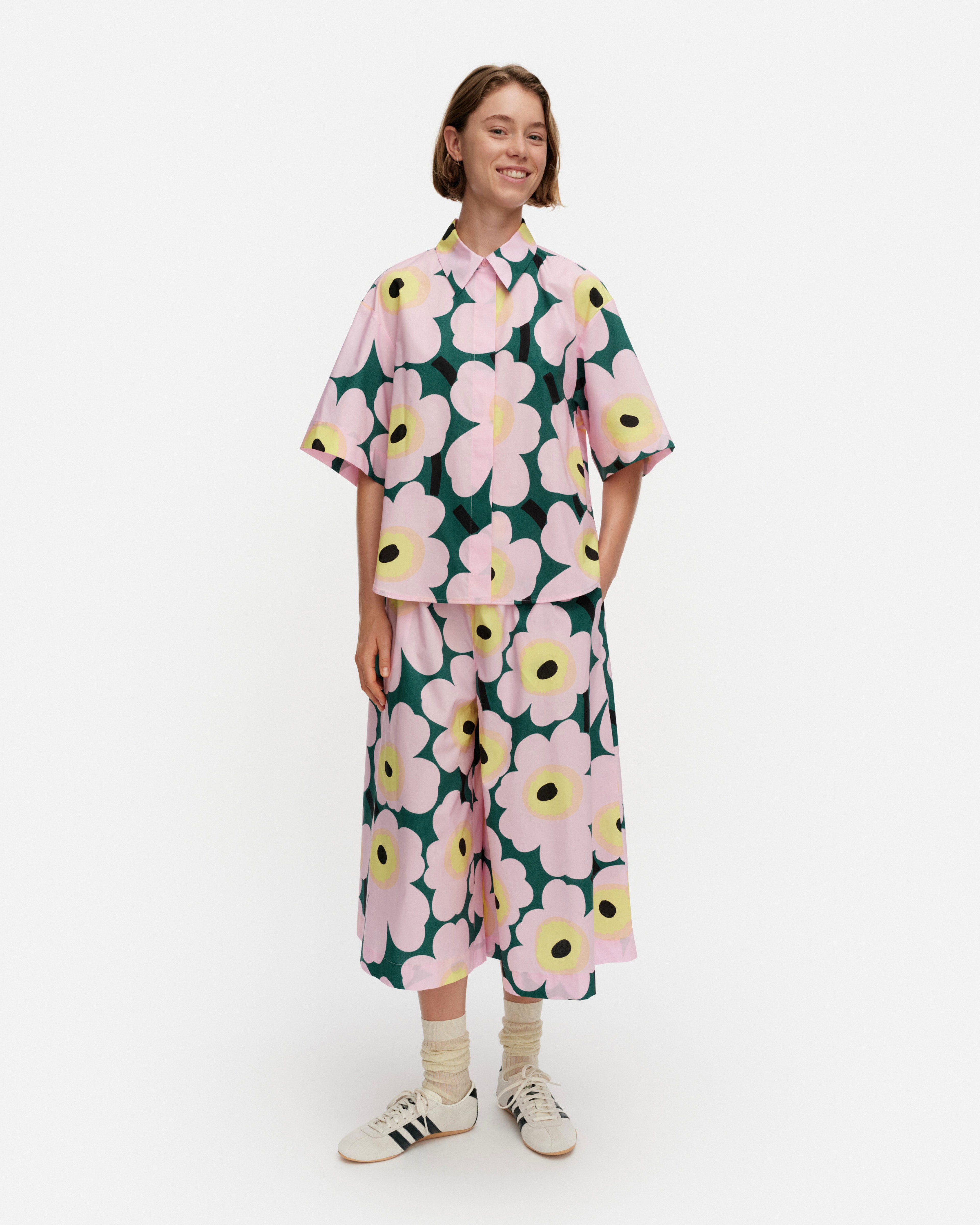 Ae Standardi Unikko, Shirt, green, pink, yellow,