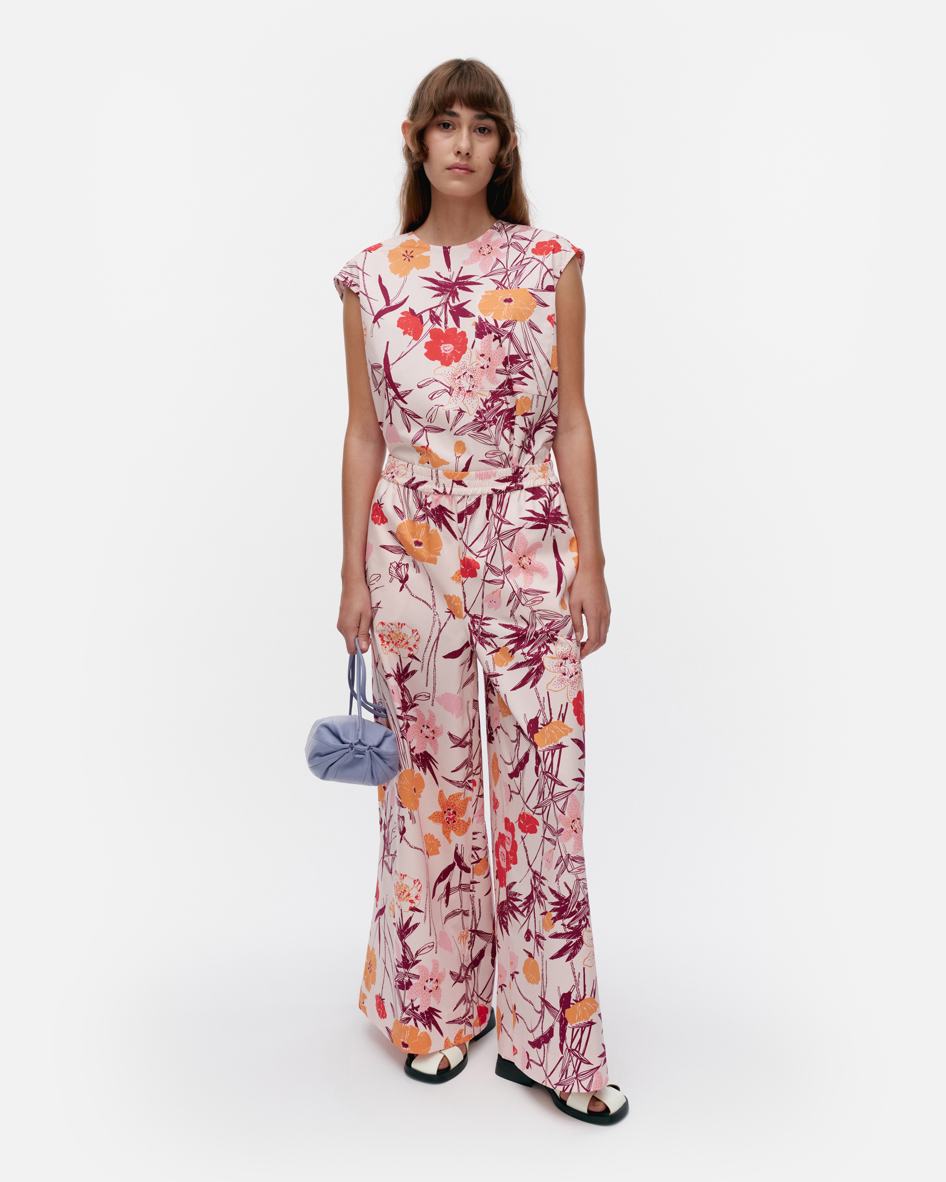 Kohti Perenna, Trousers, rose, wine red, orange,