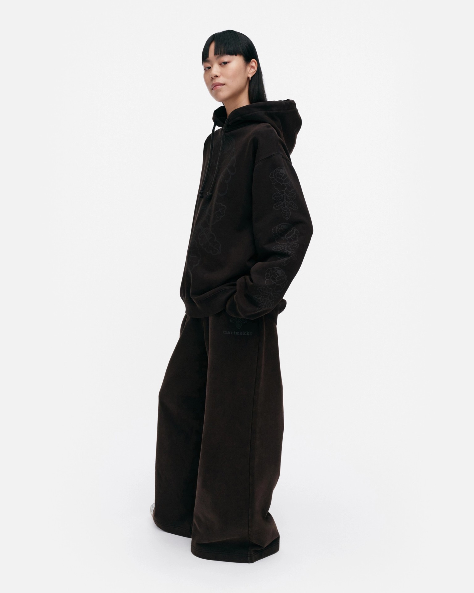 Sanoma Vihkiruusu Placement Kioski hoodie