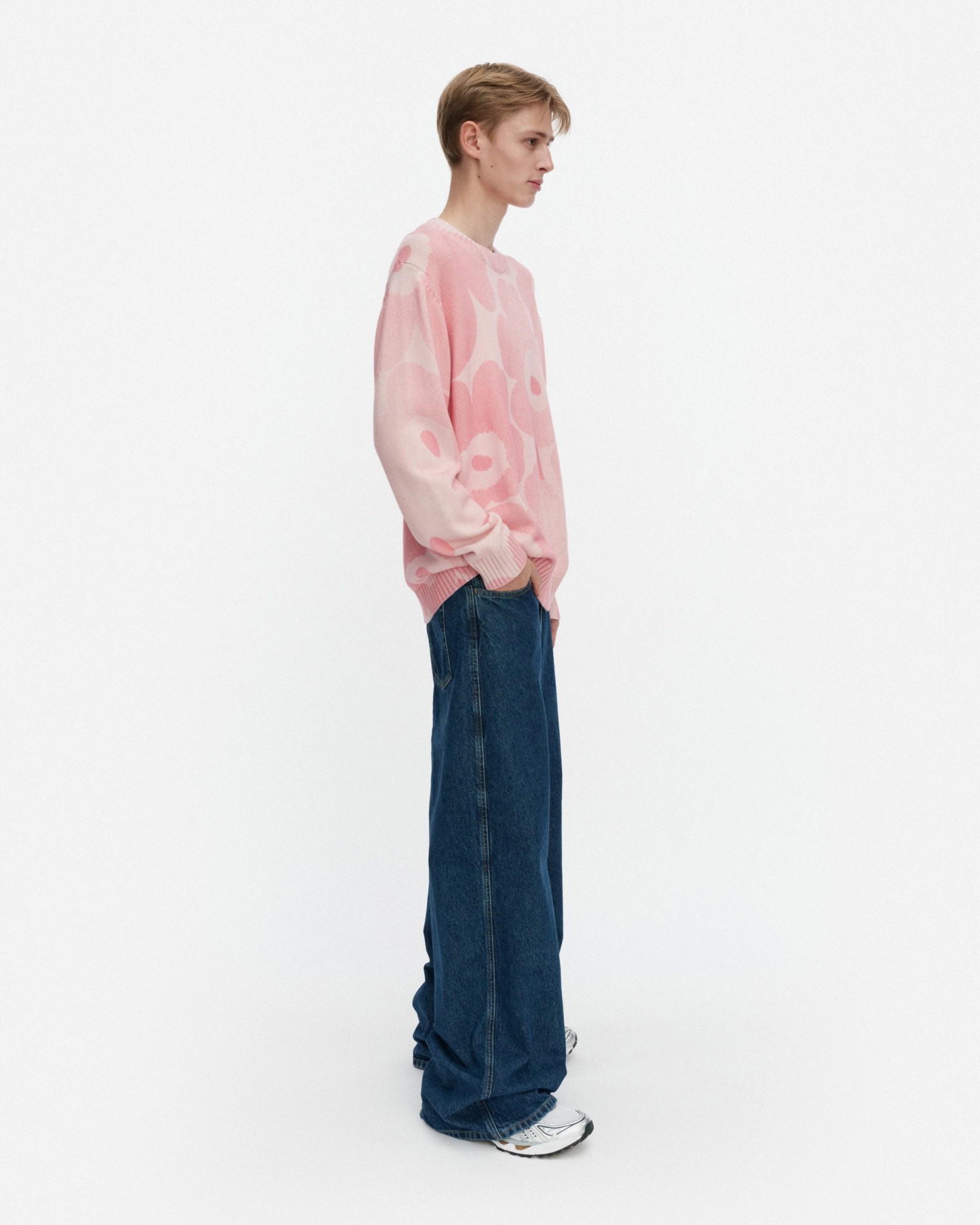Puuteri Unikko, Kioski knitted pullover, light pink, off white,