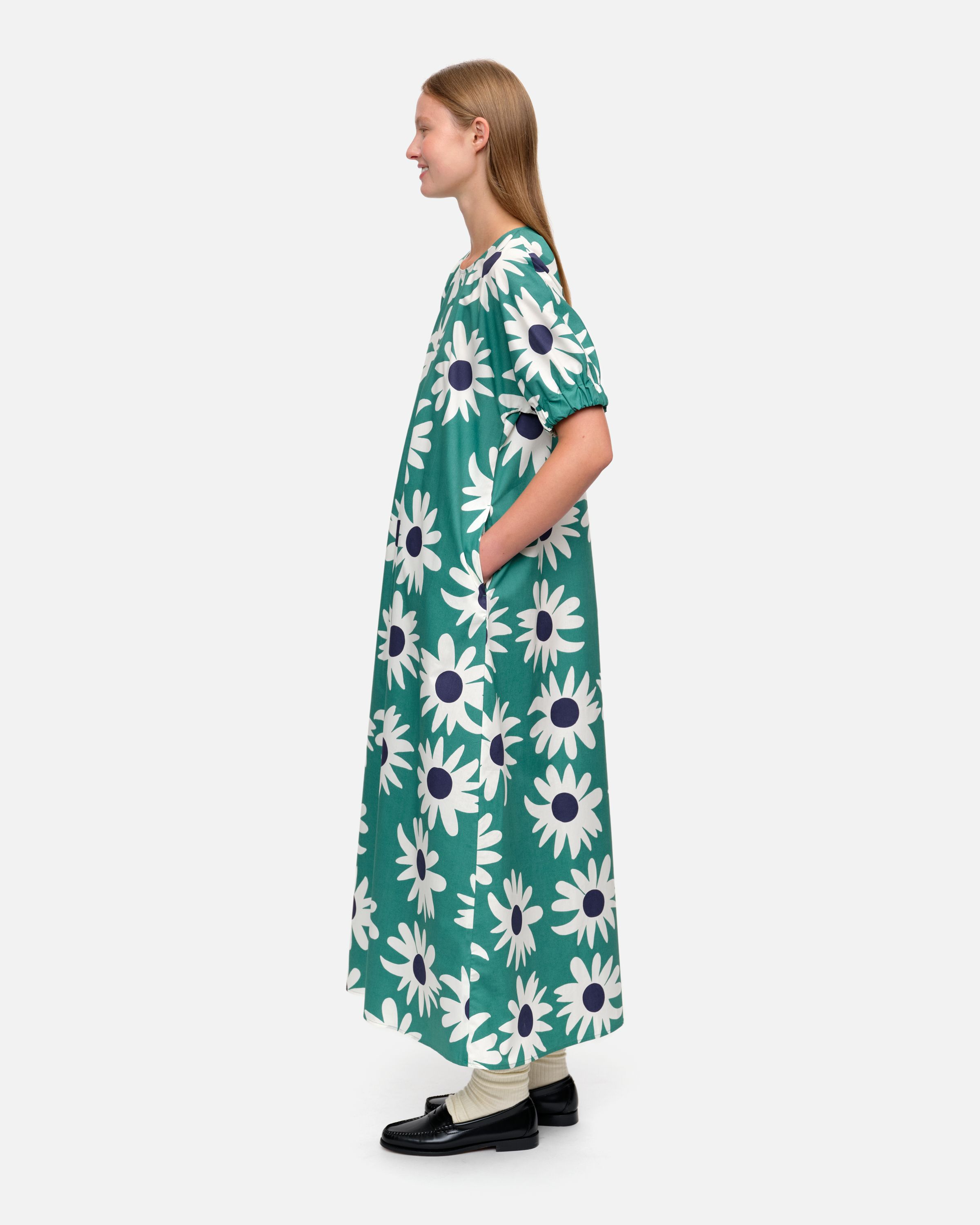 Veroinen Rakastaa ei rakasta Cotton dress green, off white, dark