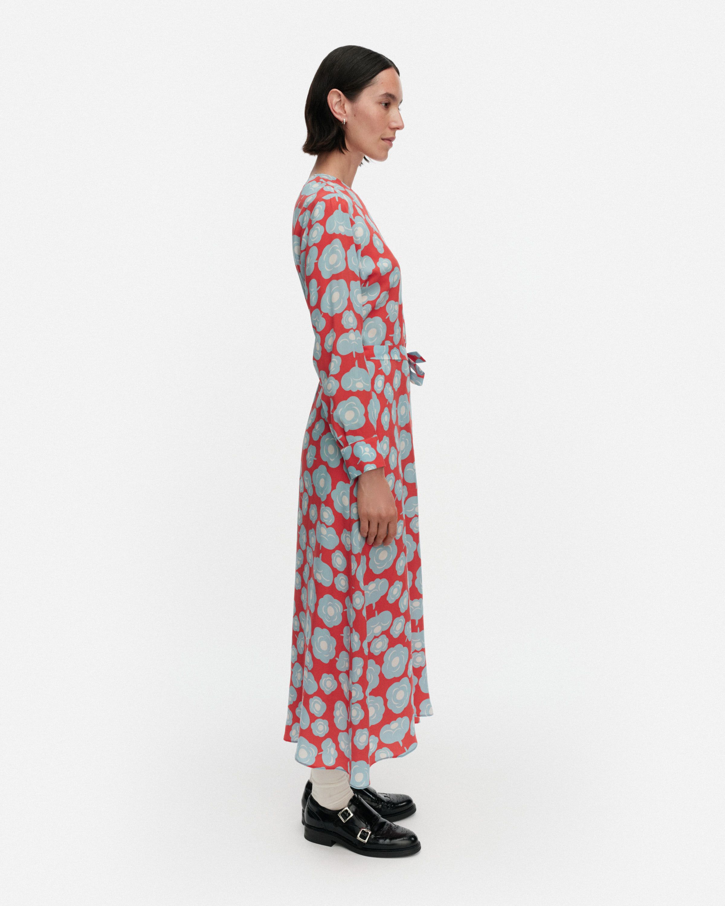 Combu Tumma Dress light blue, red, off-white | Marimekko