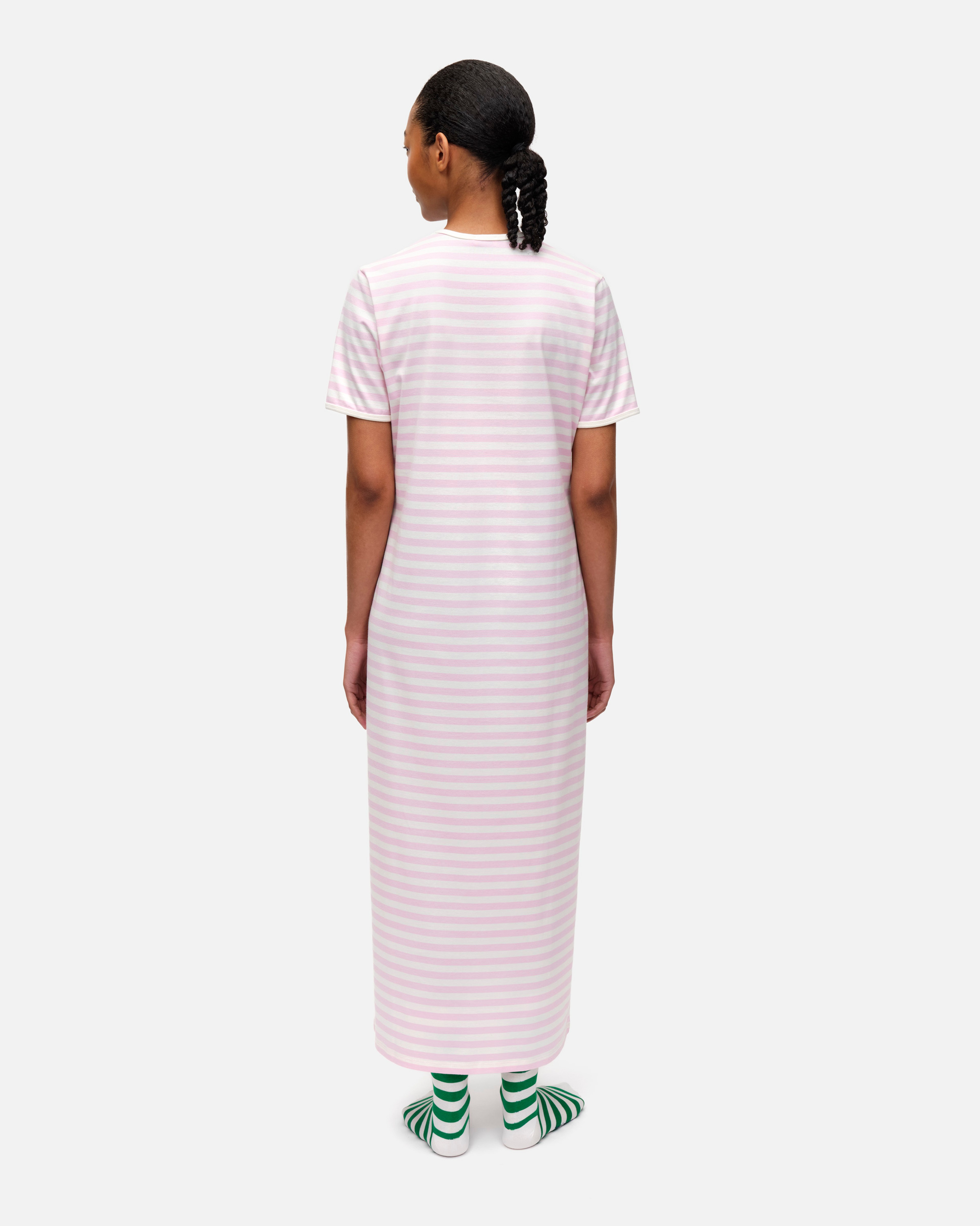 Hetta Tasaraita Nightgown