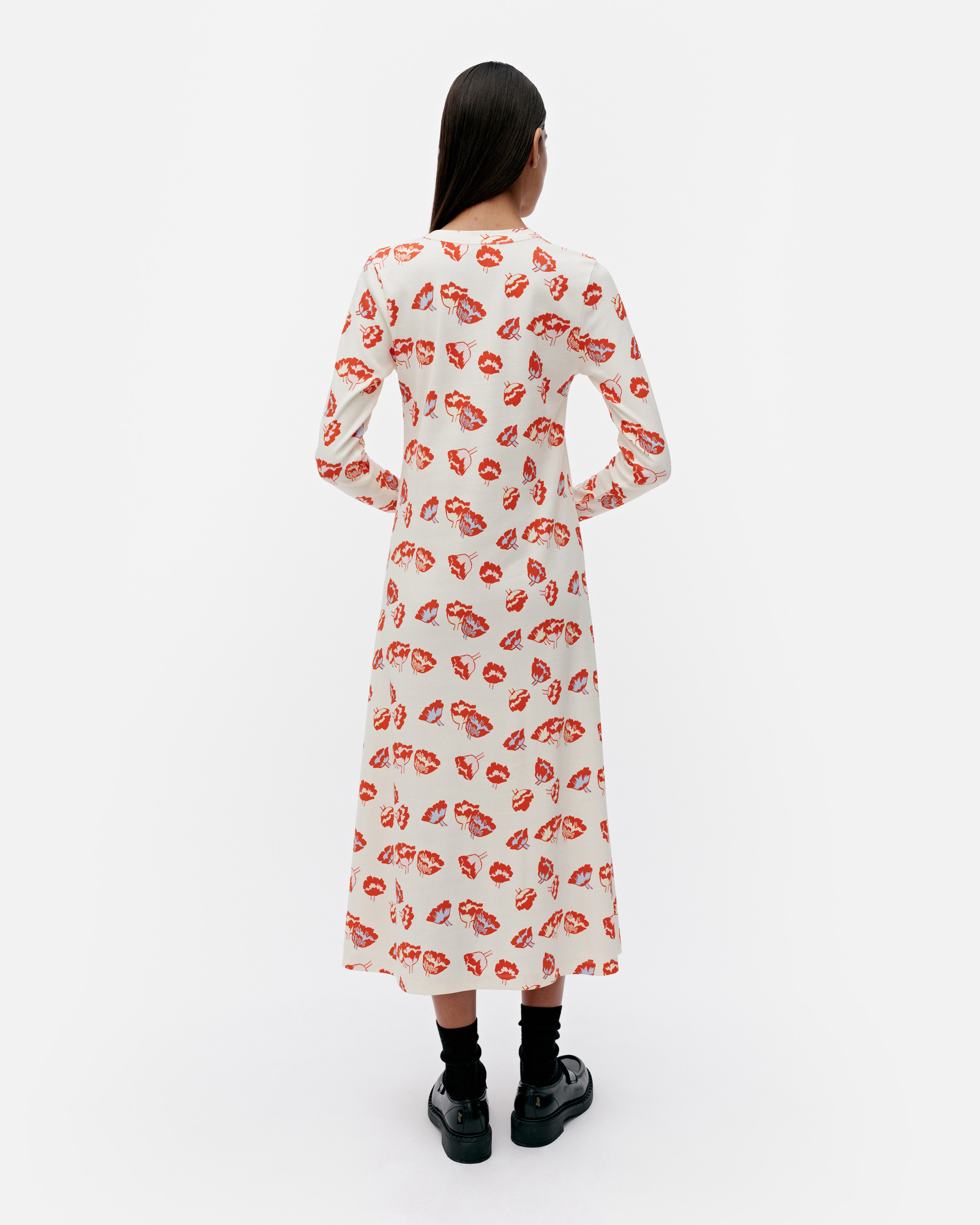 Kerrostus Suitsuke Dress