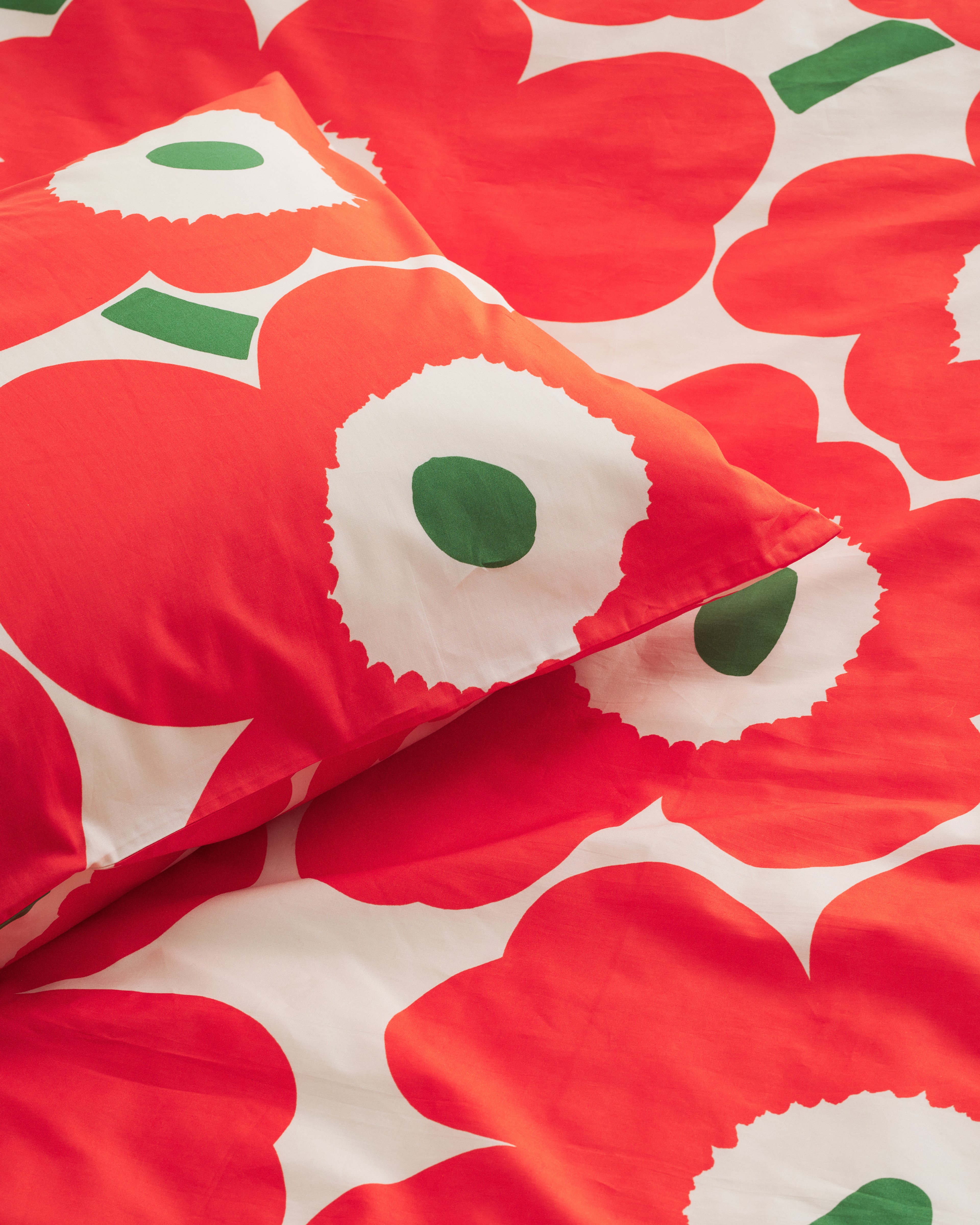 Unikko F/Q, Duvet Cover and Sham set, off white, orange, green,