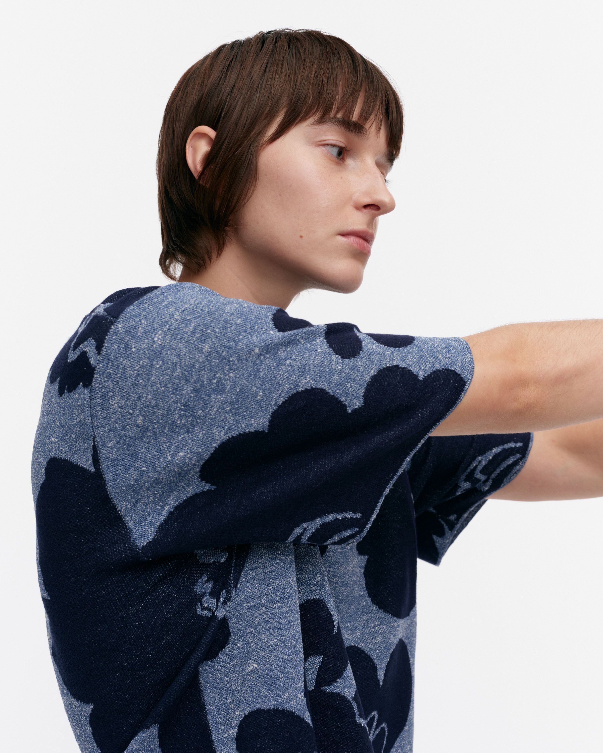 marimekko - Suloinen Pioni ニット Tシャツ Suloinen Pioni Knitted shirt | Marimekko