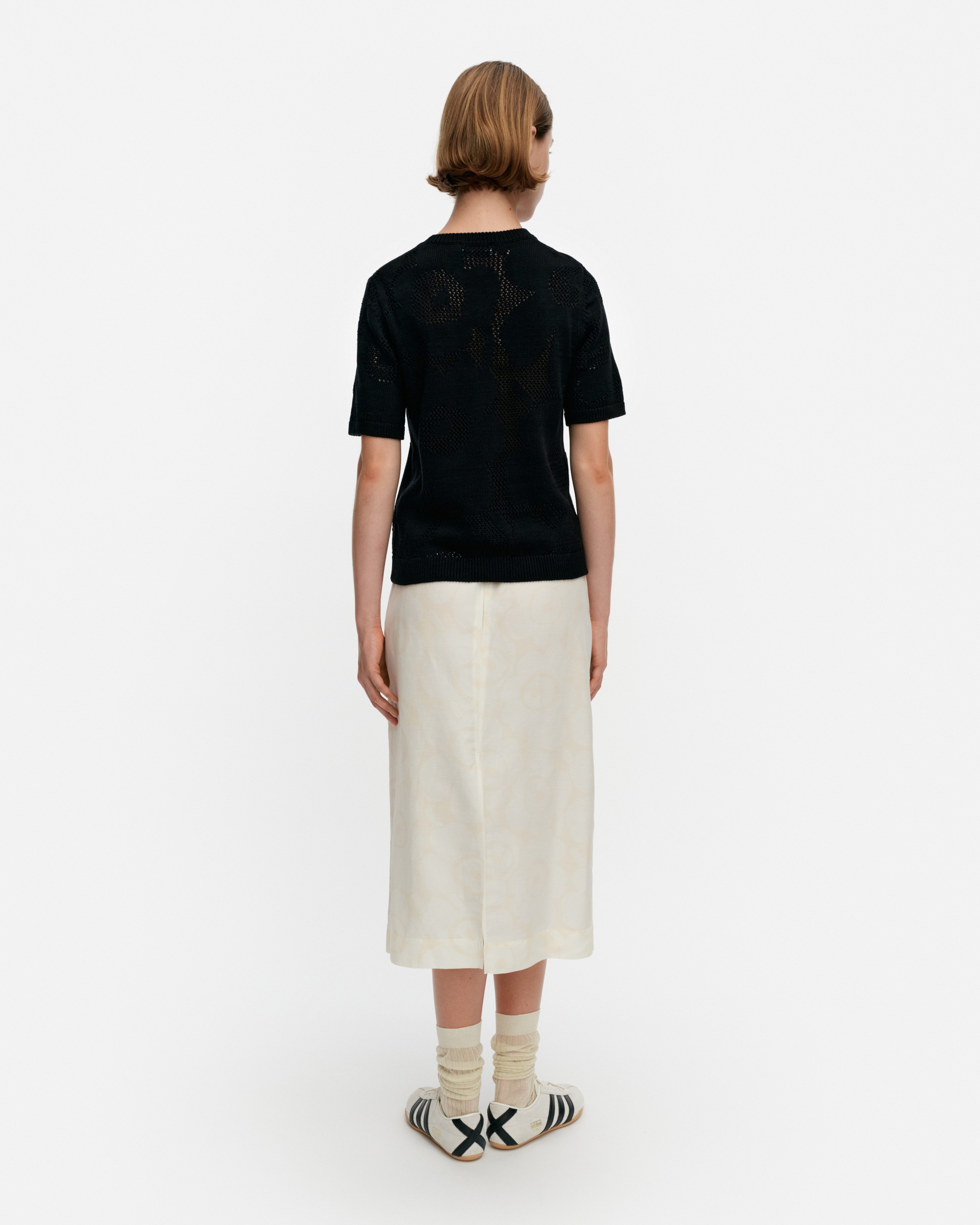 Vilkkuu Unikko, Knitted top, black,